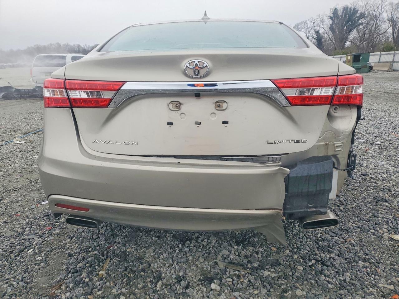 2015 TOYOTA Avalon