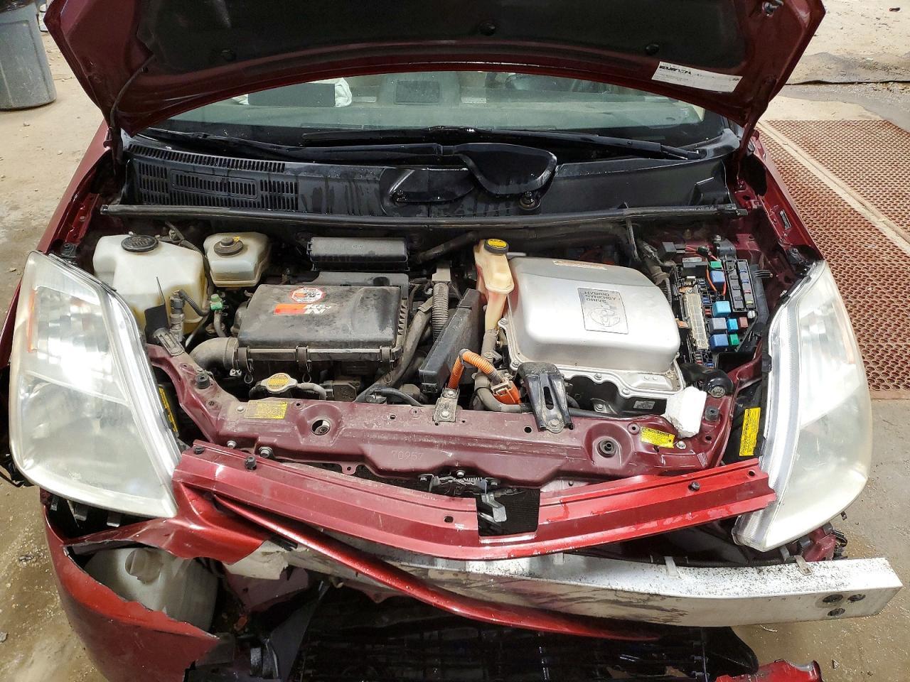 2004 TOYOTA PRIUS