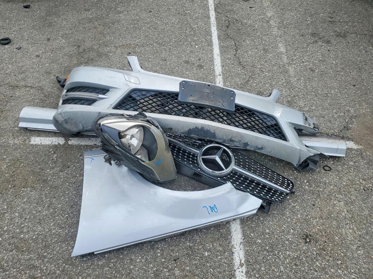 2012 MERCEDES-BENZ C-CLASS