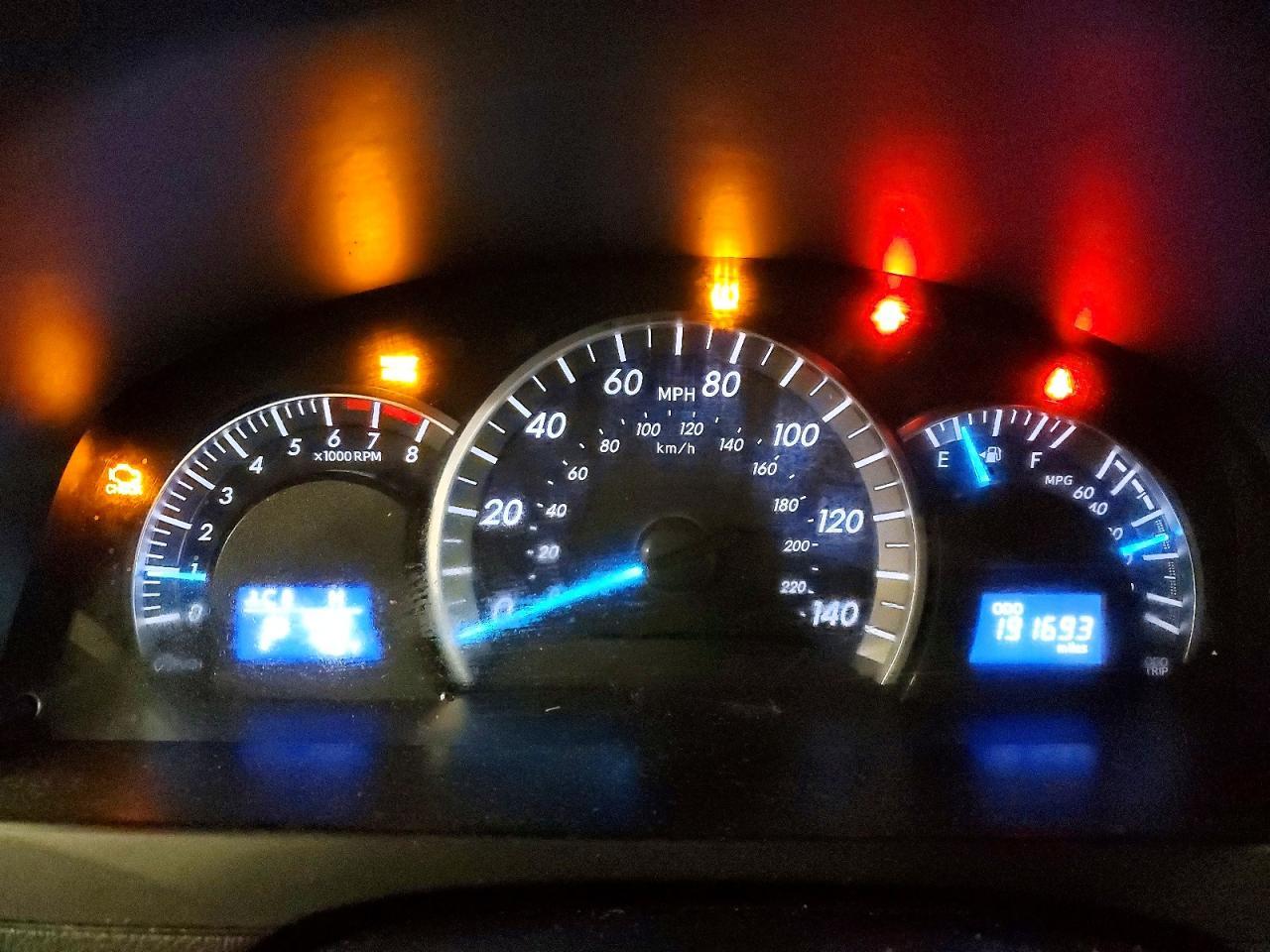 2012 TOYOTA CAMRY