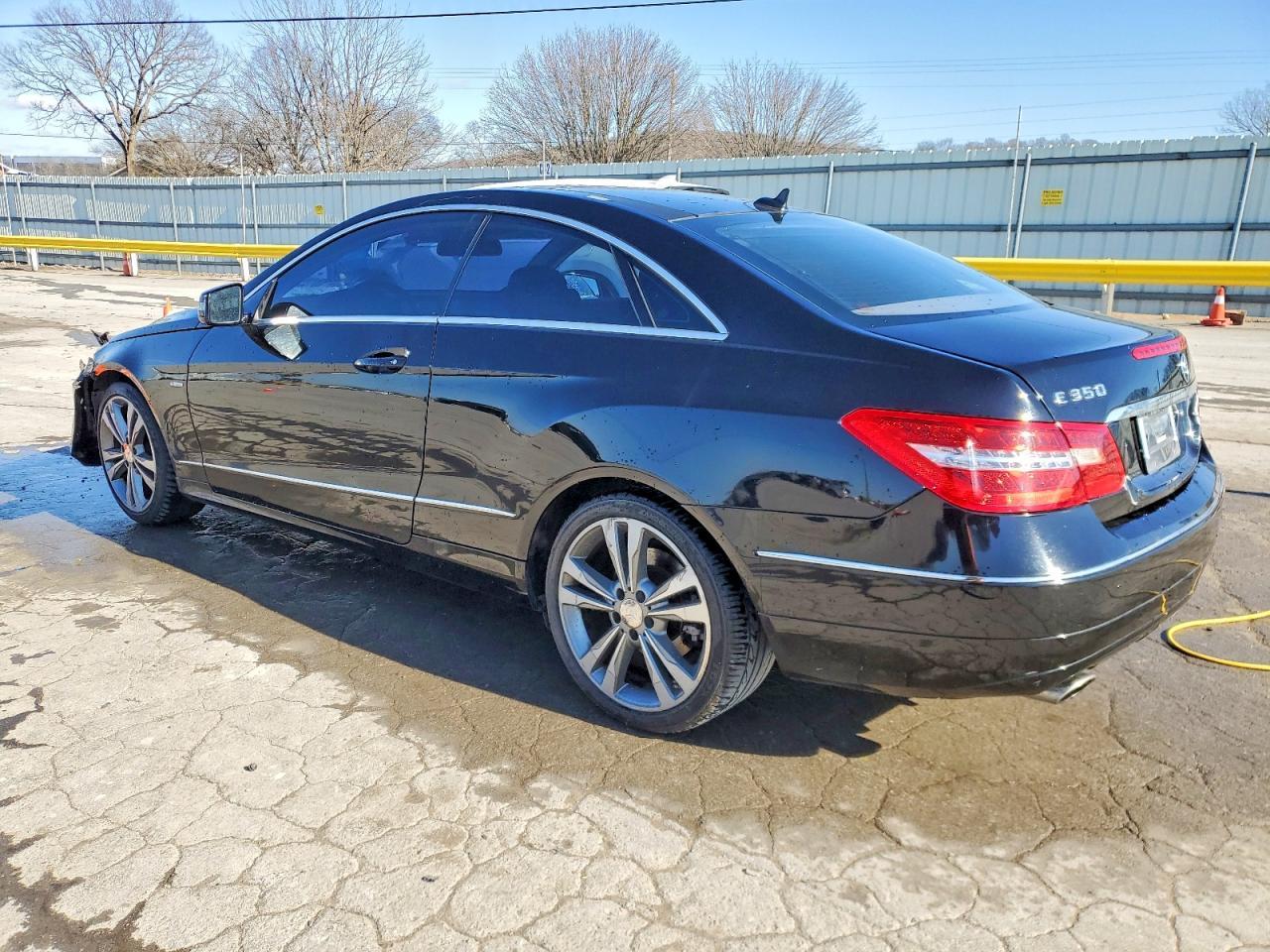 2012 MERCEDES-BENZ E-Class