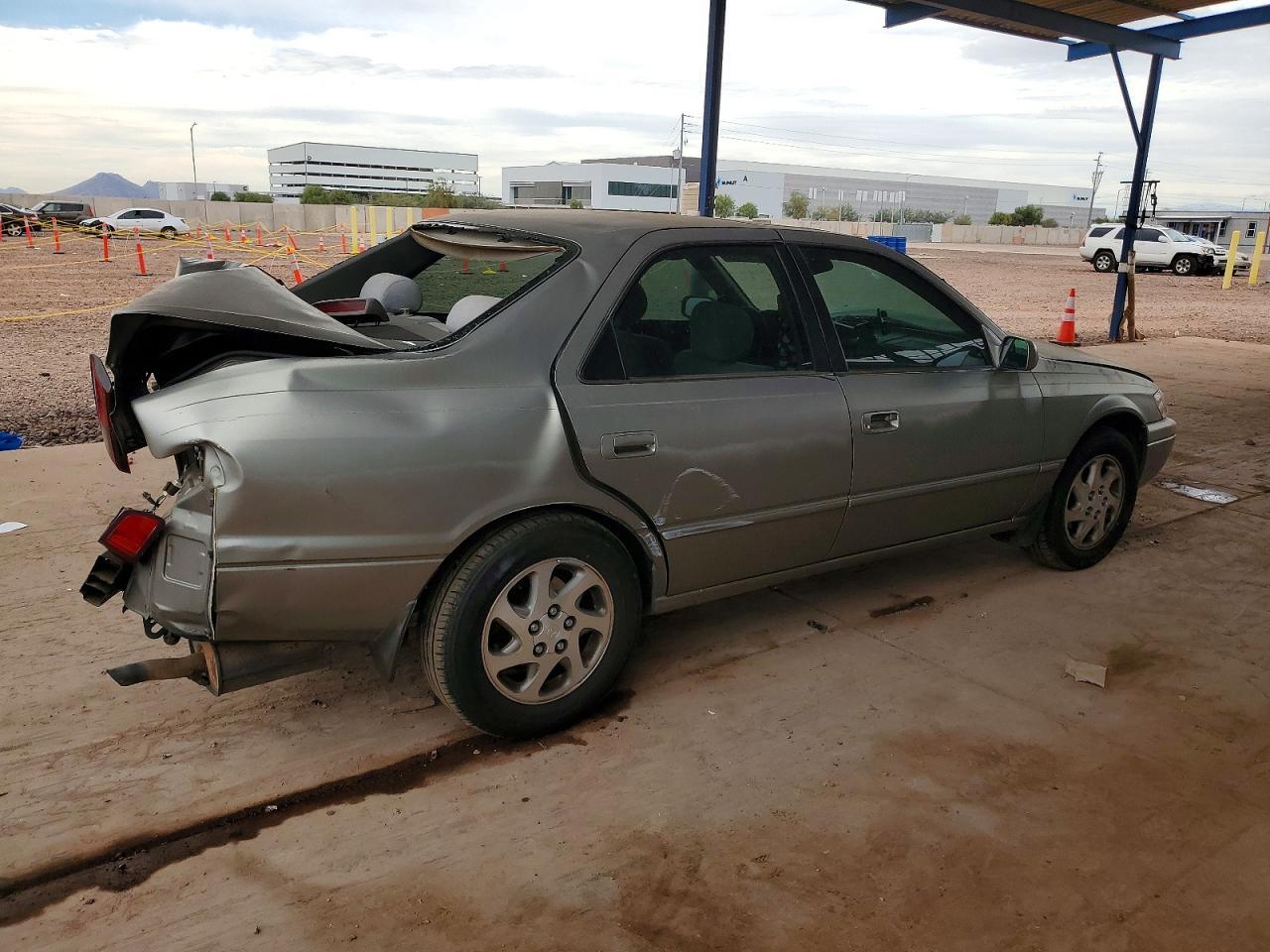 1997 TOYOTA CAMRY
