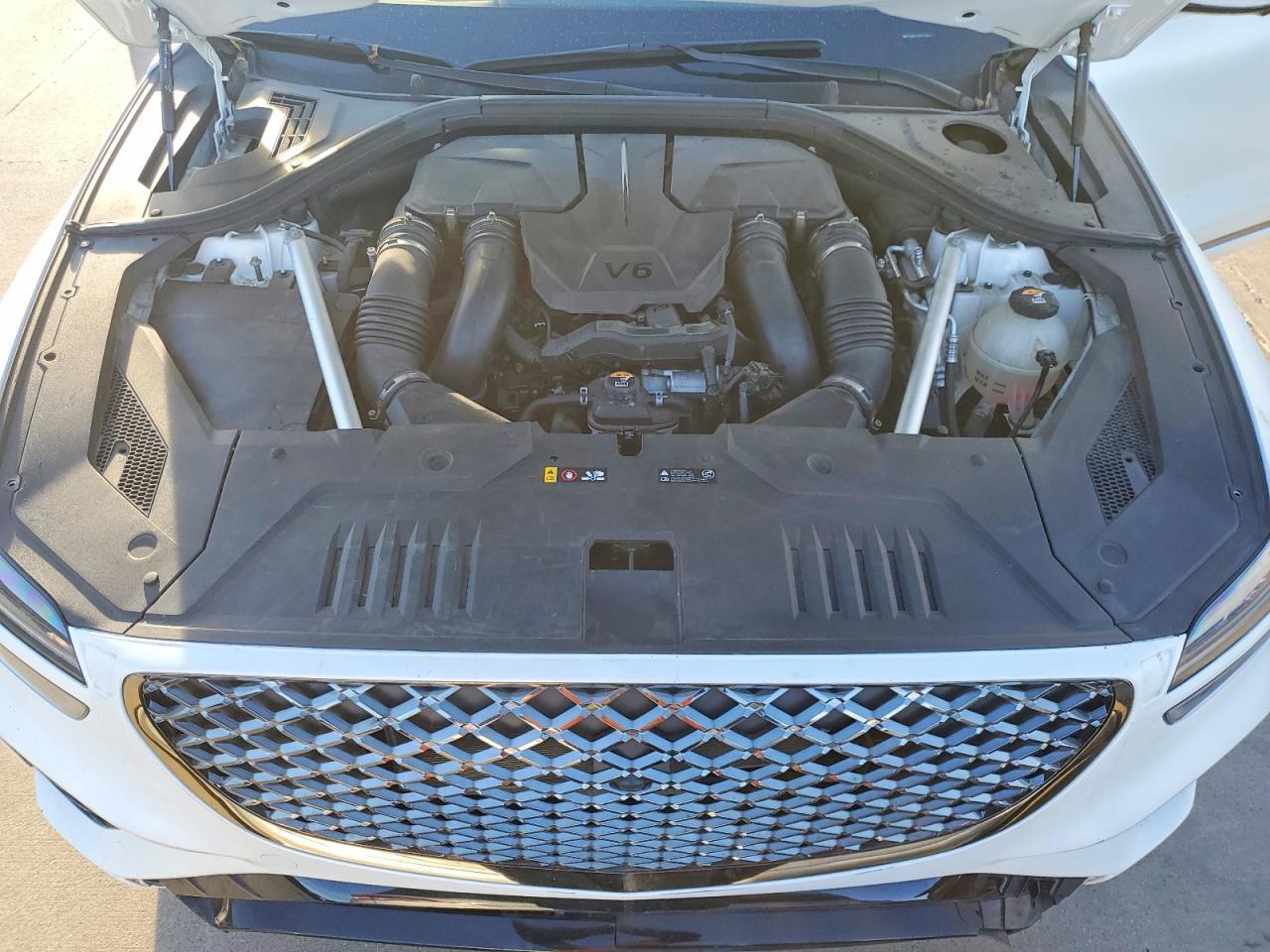 2023 GENESIS GV70
