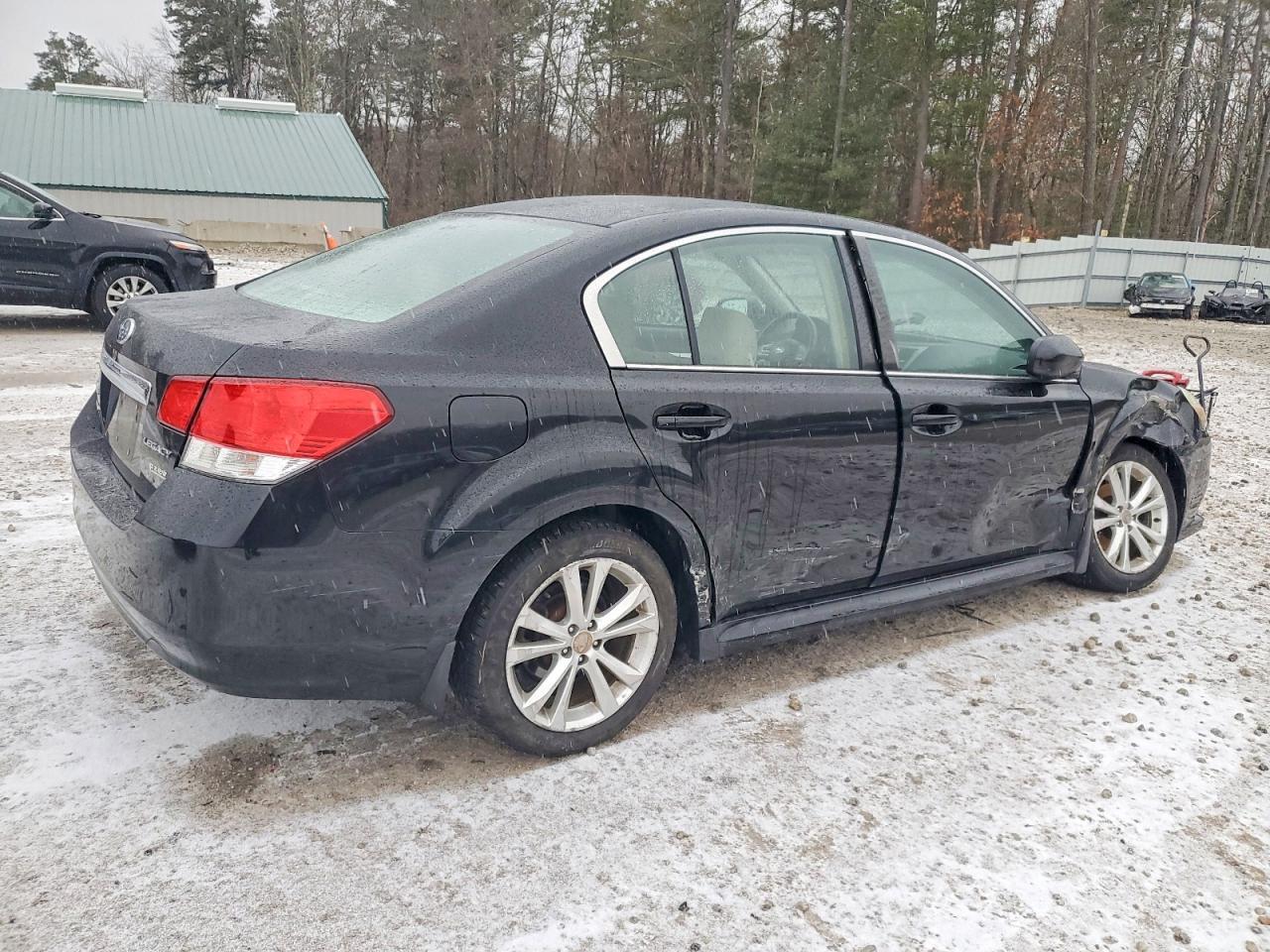 2013 SUBARU Legacy