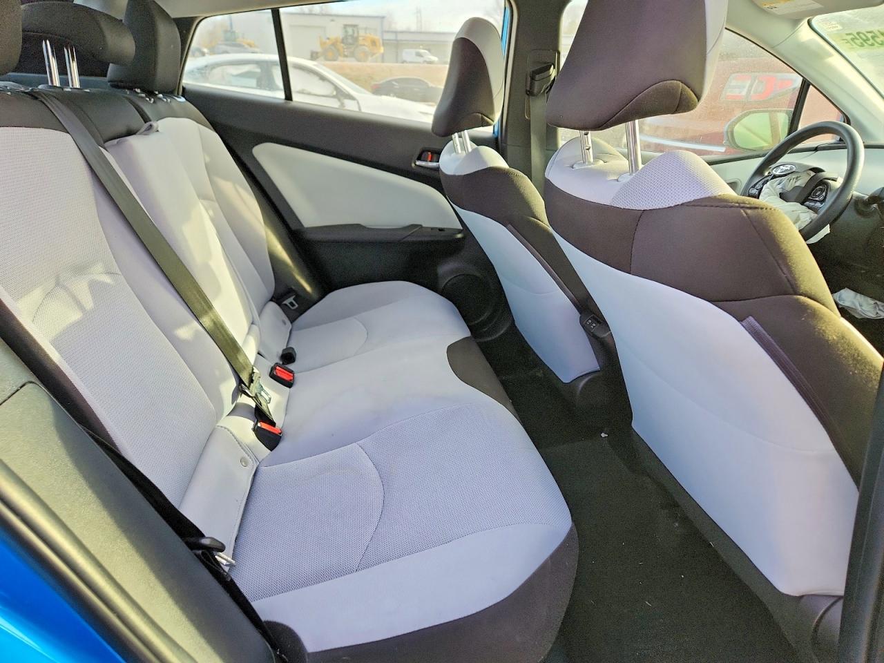 2022 TOYOTA PRIUS