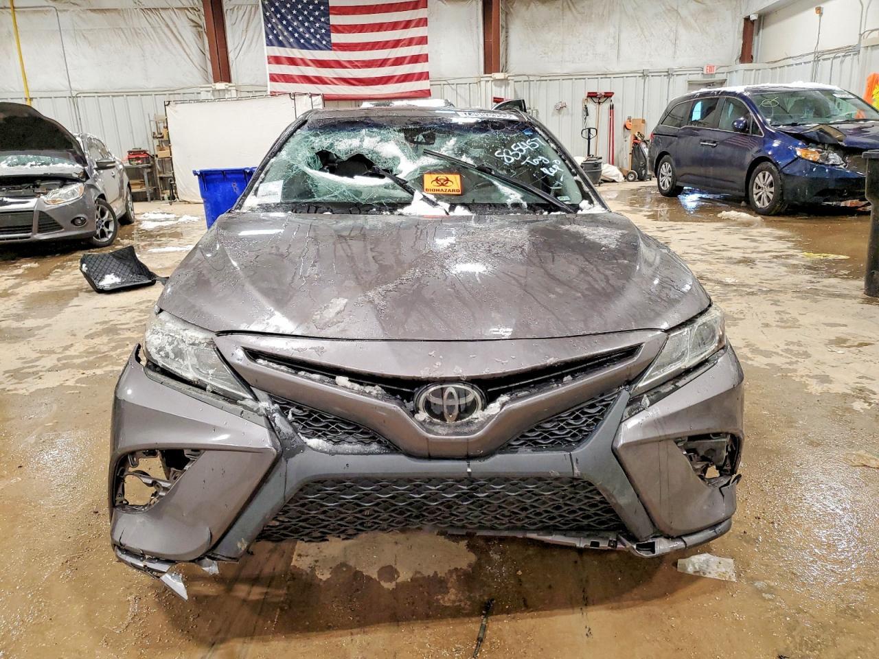 2019 TOYOTA CAMRY