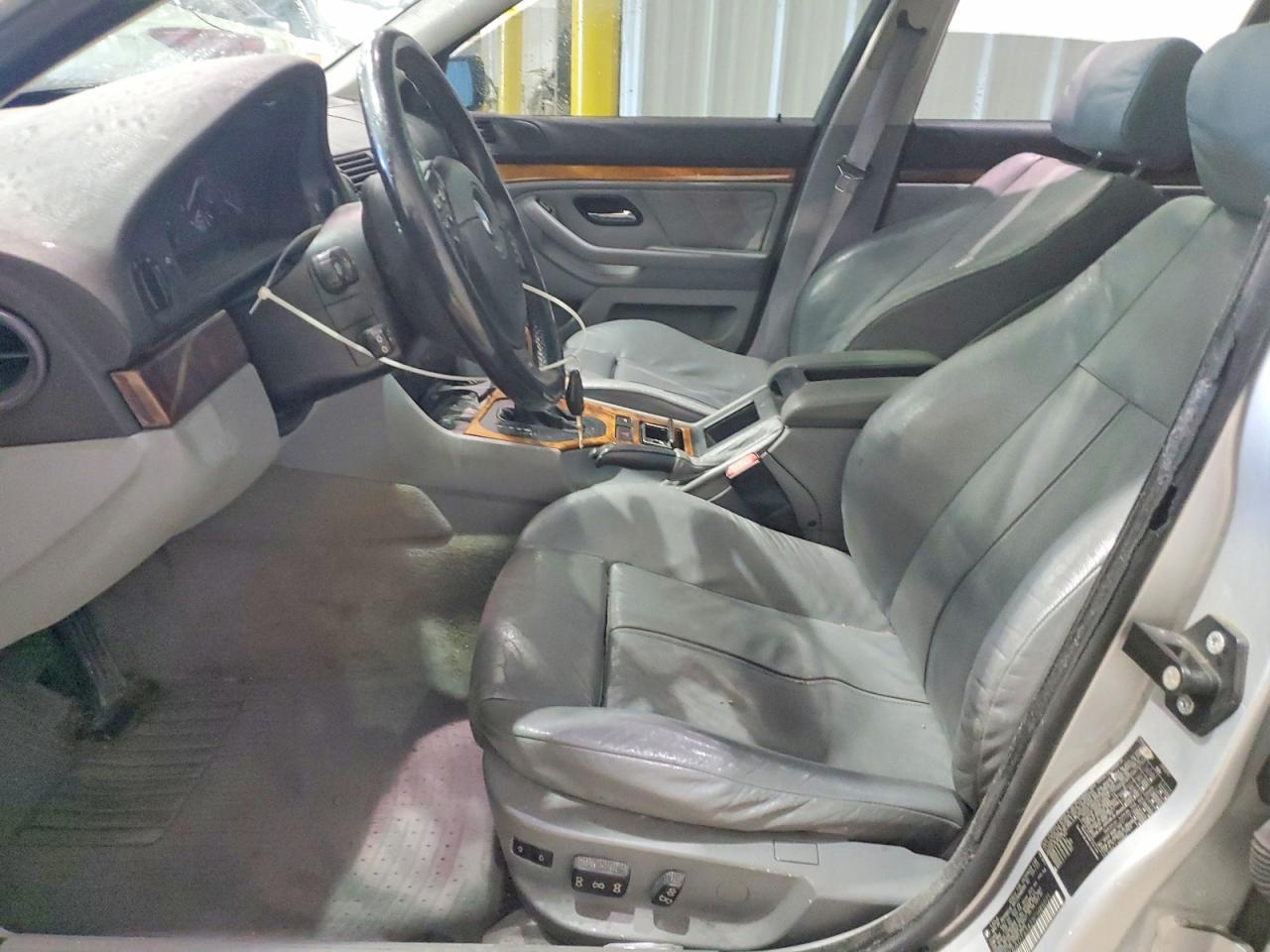 2002 BMW 5 series