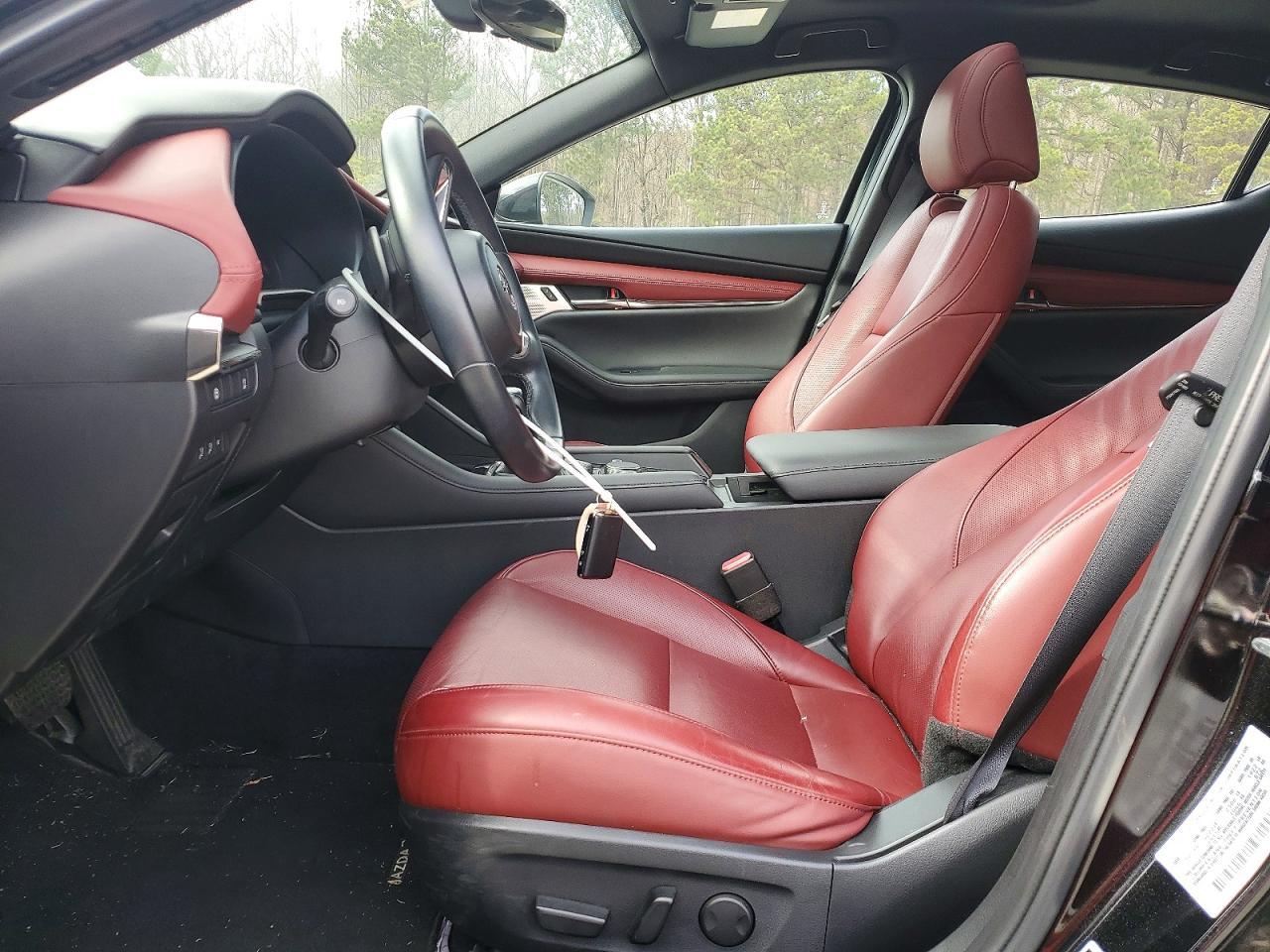 2020 MAZDA 3