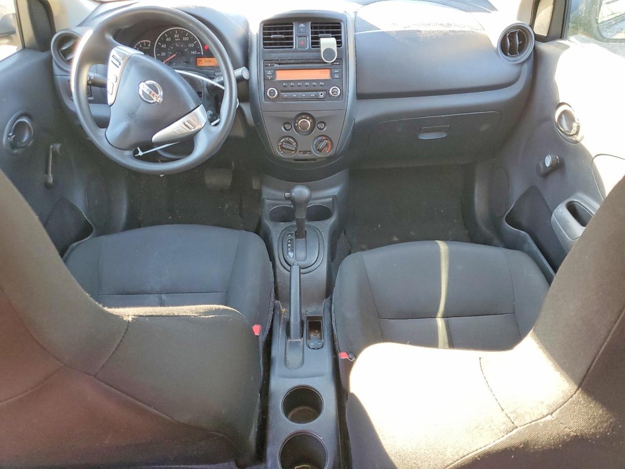 2016 NISSAN VERSA