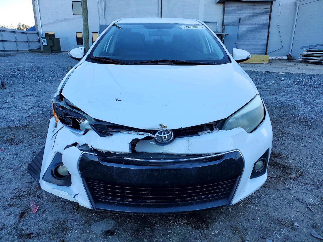 2015 TOYOTA COROLLA