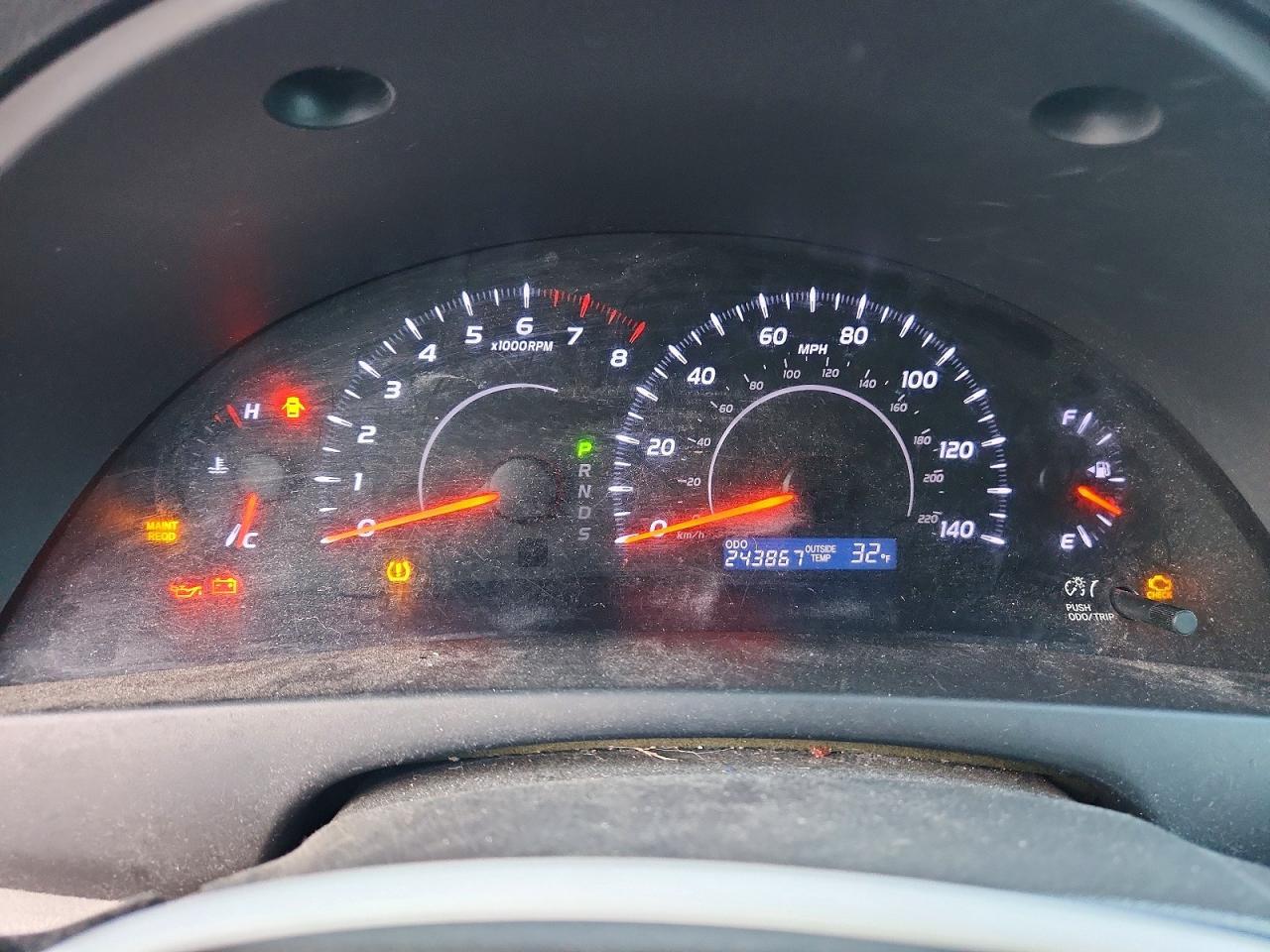 2011 TOYOTA CAMRY