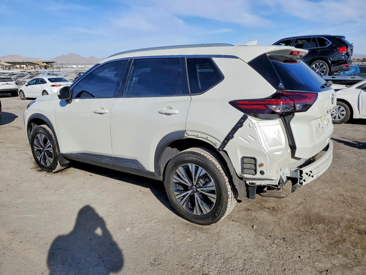 2021 NISSAN ROGUE