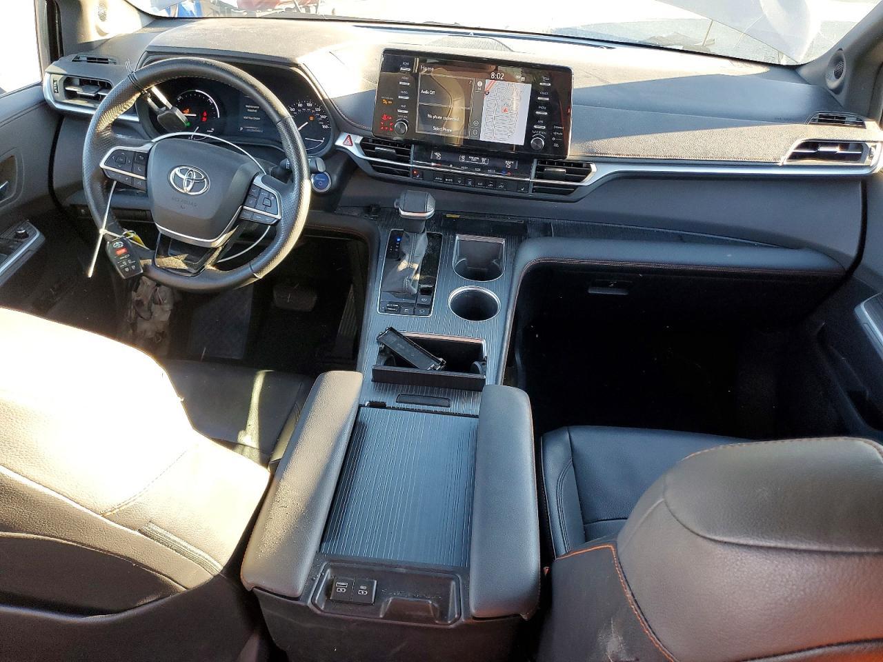2022 TOYOTA SIENNA