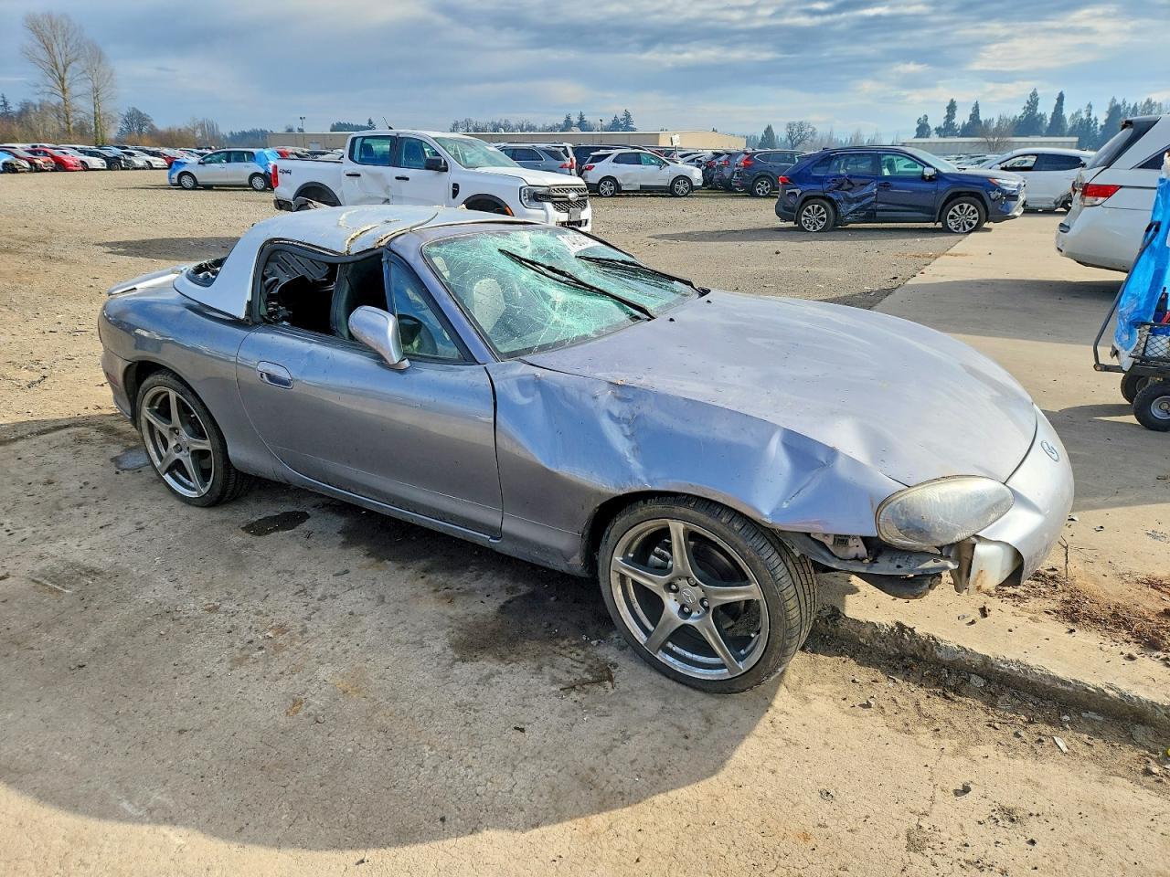 2004 MAZDA MX-5 Miata