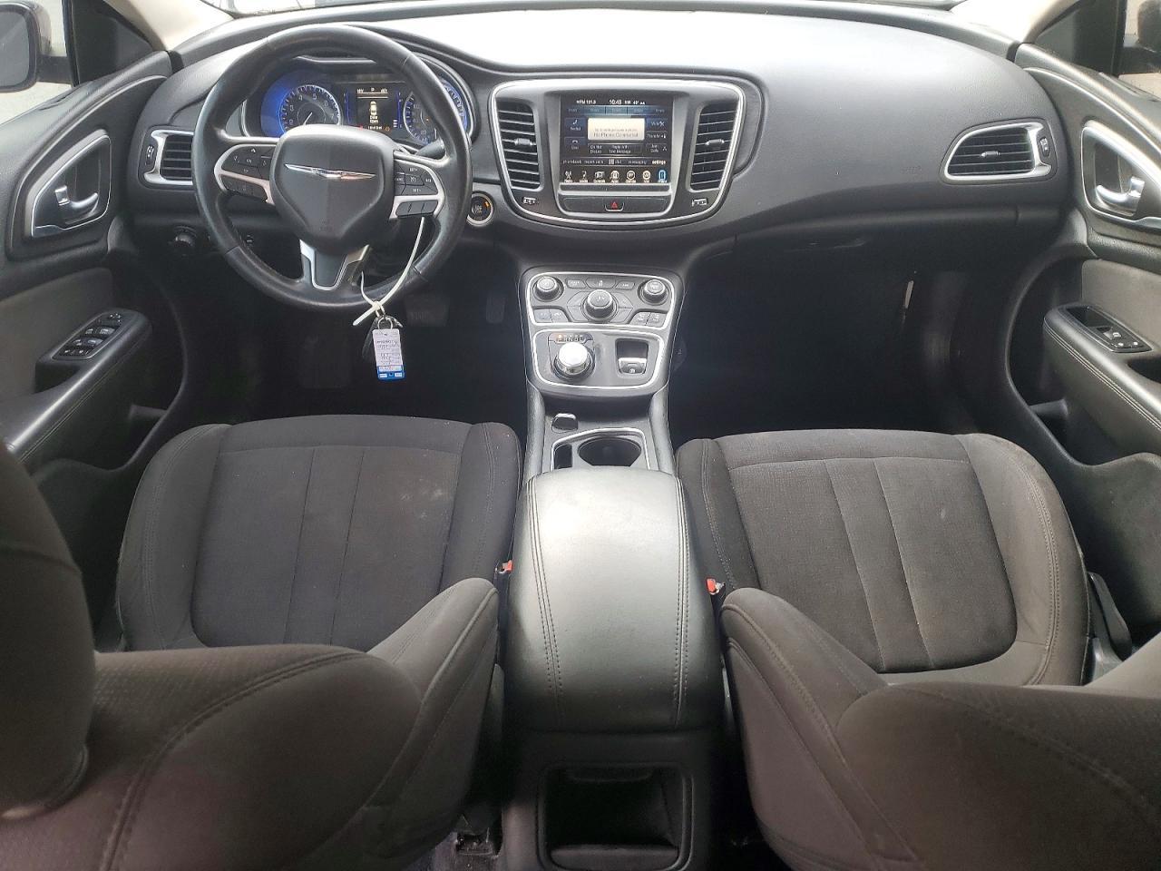 2015 CHRYSLER 200