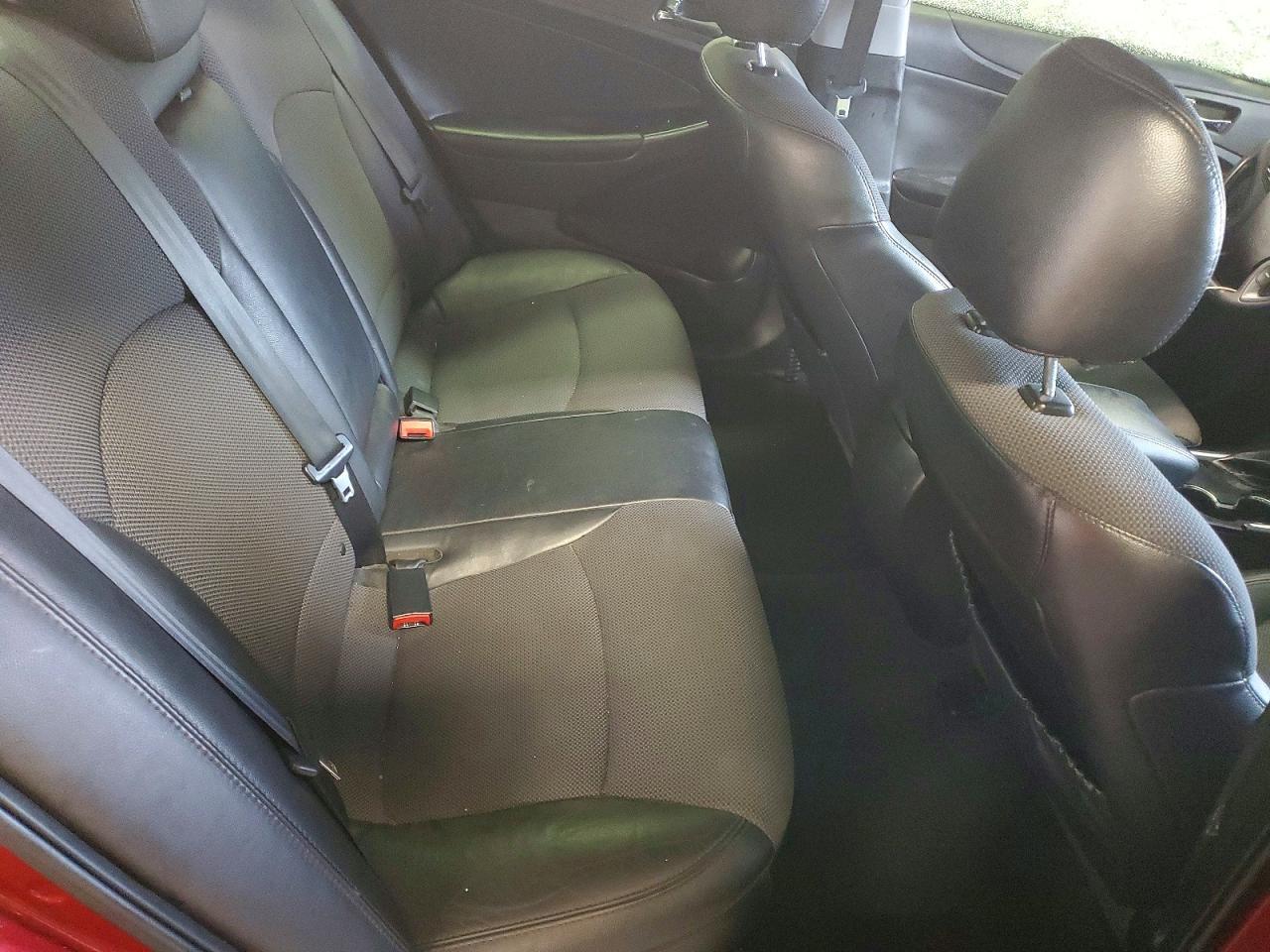 2013 HYUNDAI SONATA