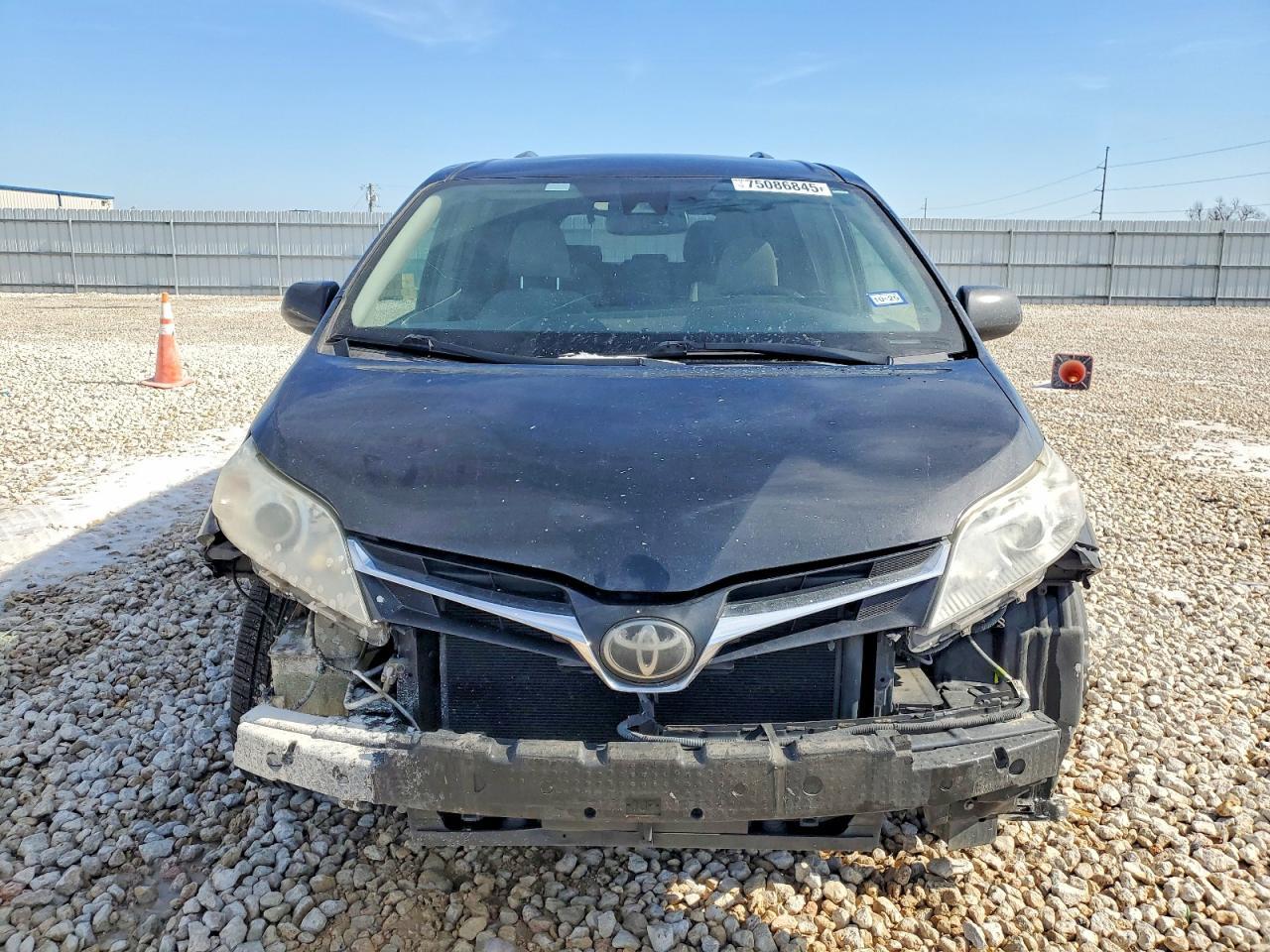 2018 TOYOTA SIENNA