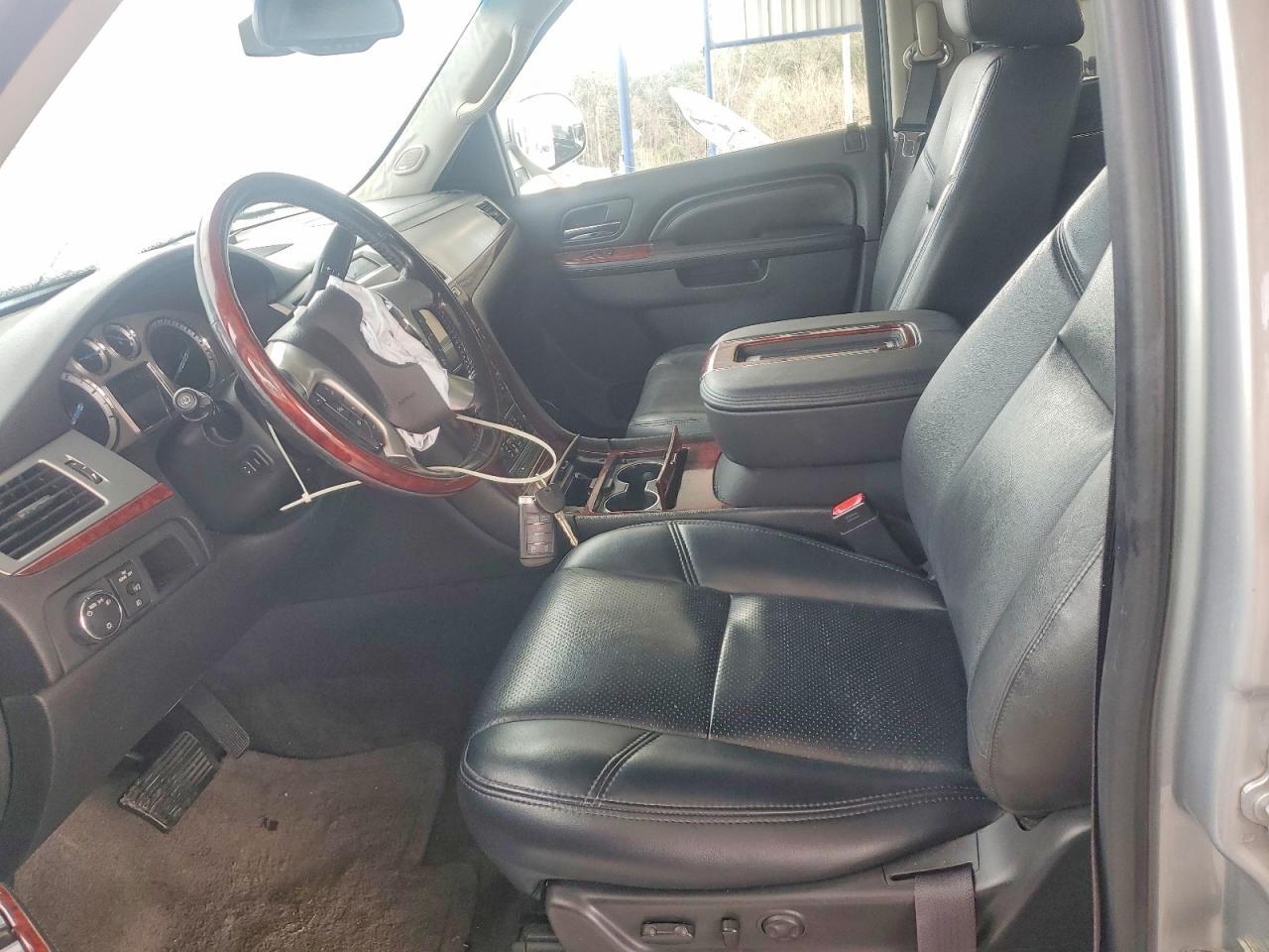 2013 CADILLAC ESCALADE