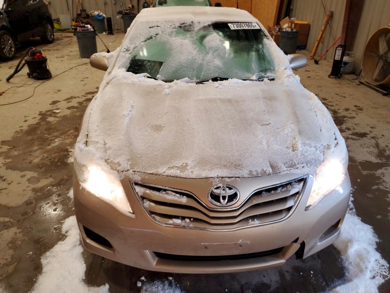 2010 TOYOTA CAMRY