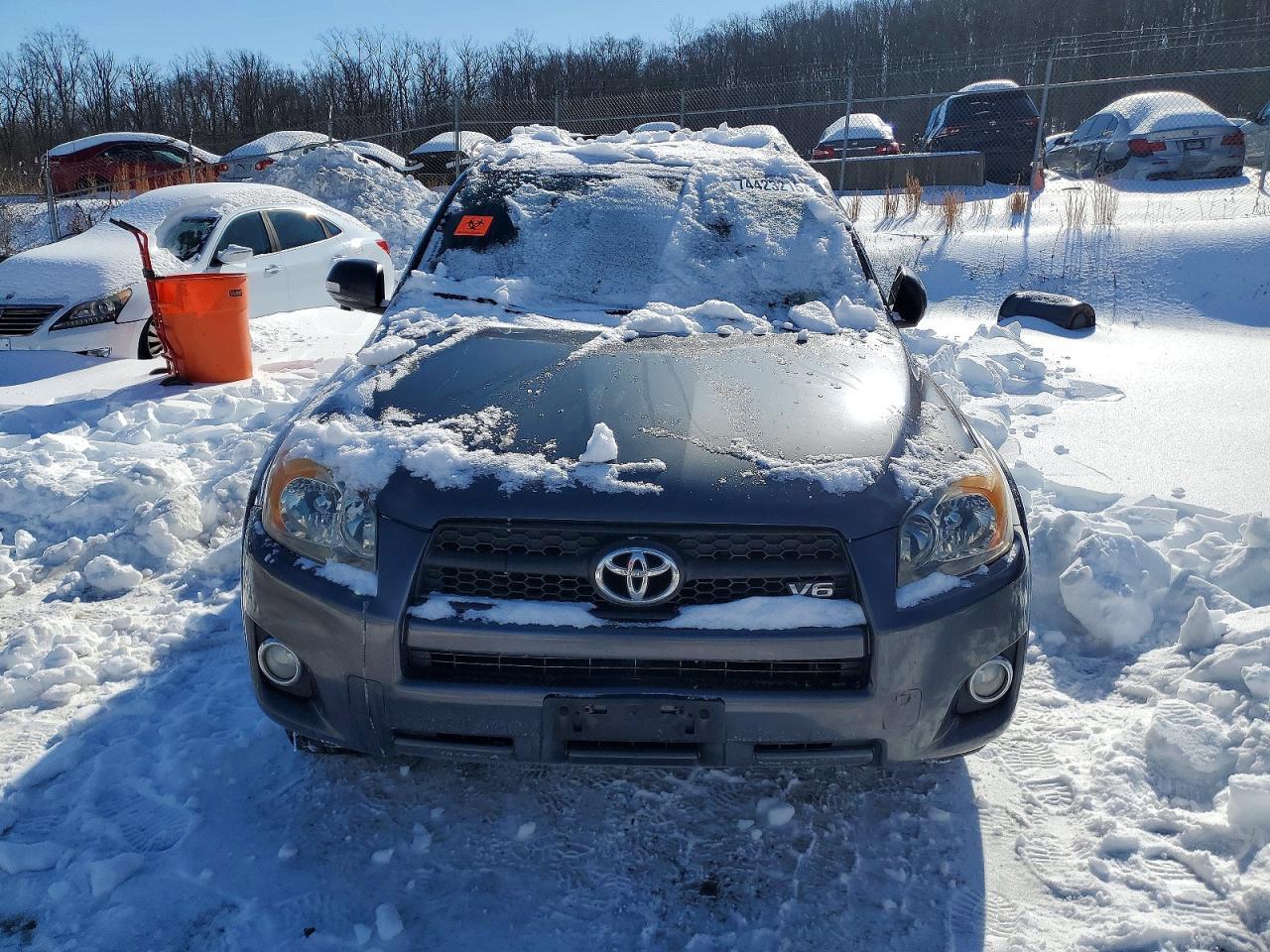 2011 TOYOTA RAV4