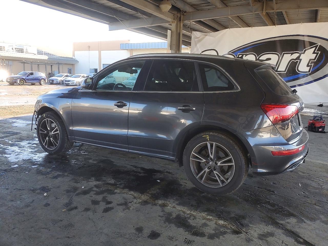 2015 AUDI Q5