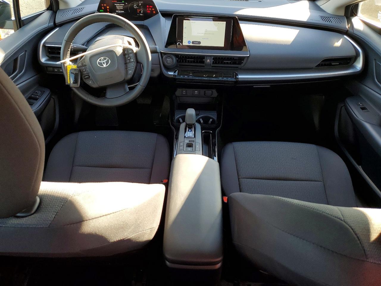 2025 TOYOTA PRIUS