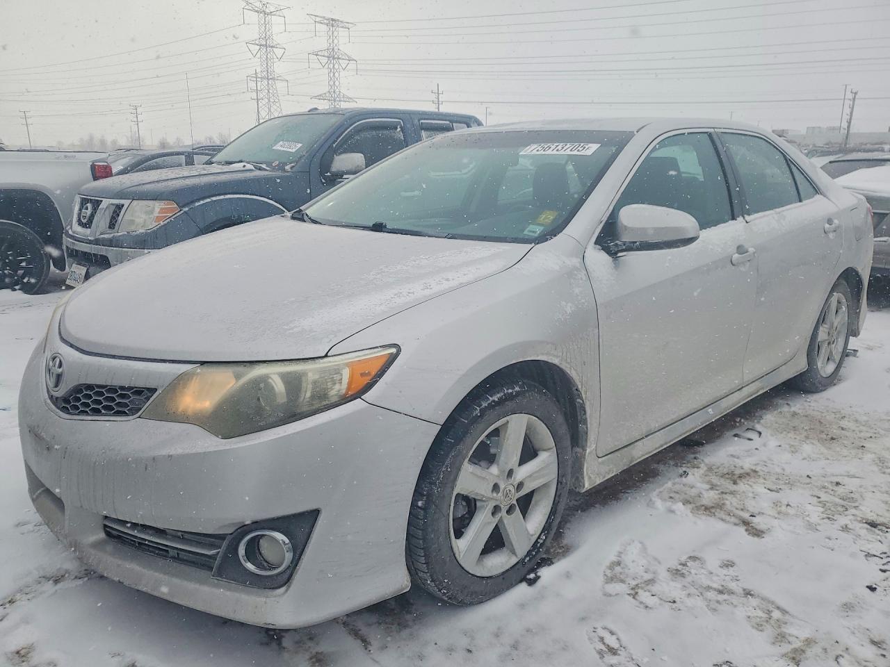 2013 TOYOTA CAMRY
