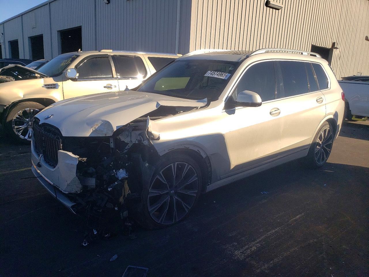 2019 BMW X7