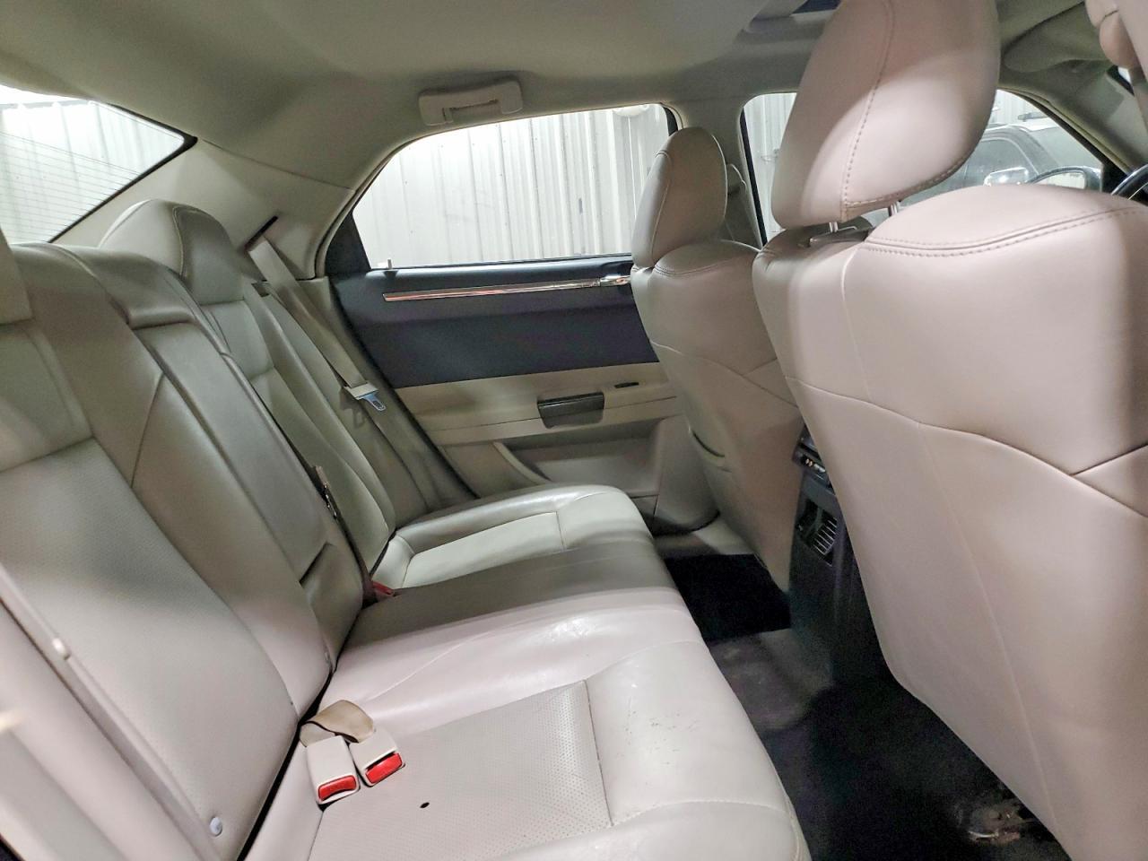 2006 CHRYSLER 300