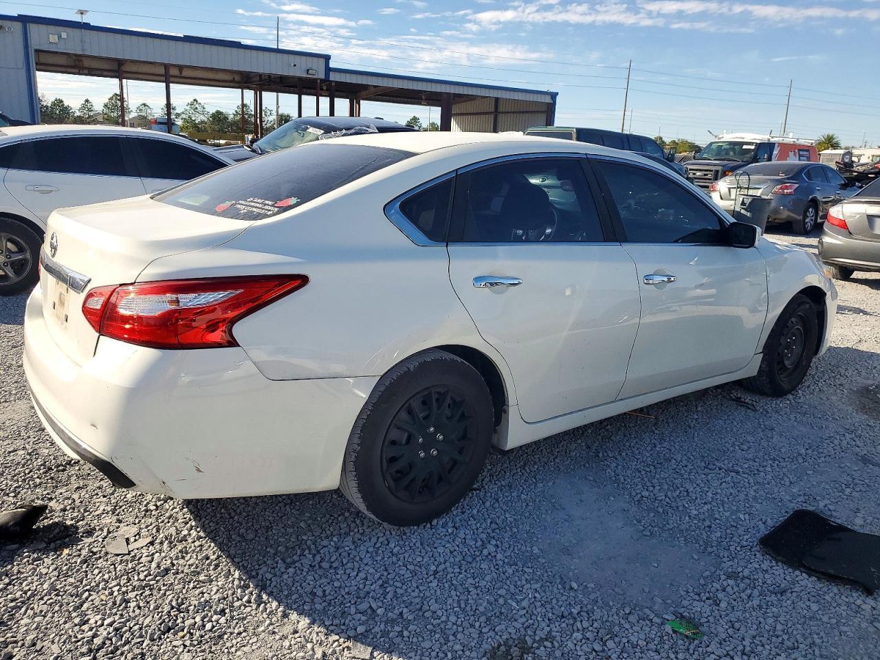 2016 NISSAN ALTIMA