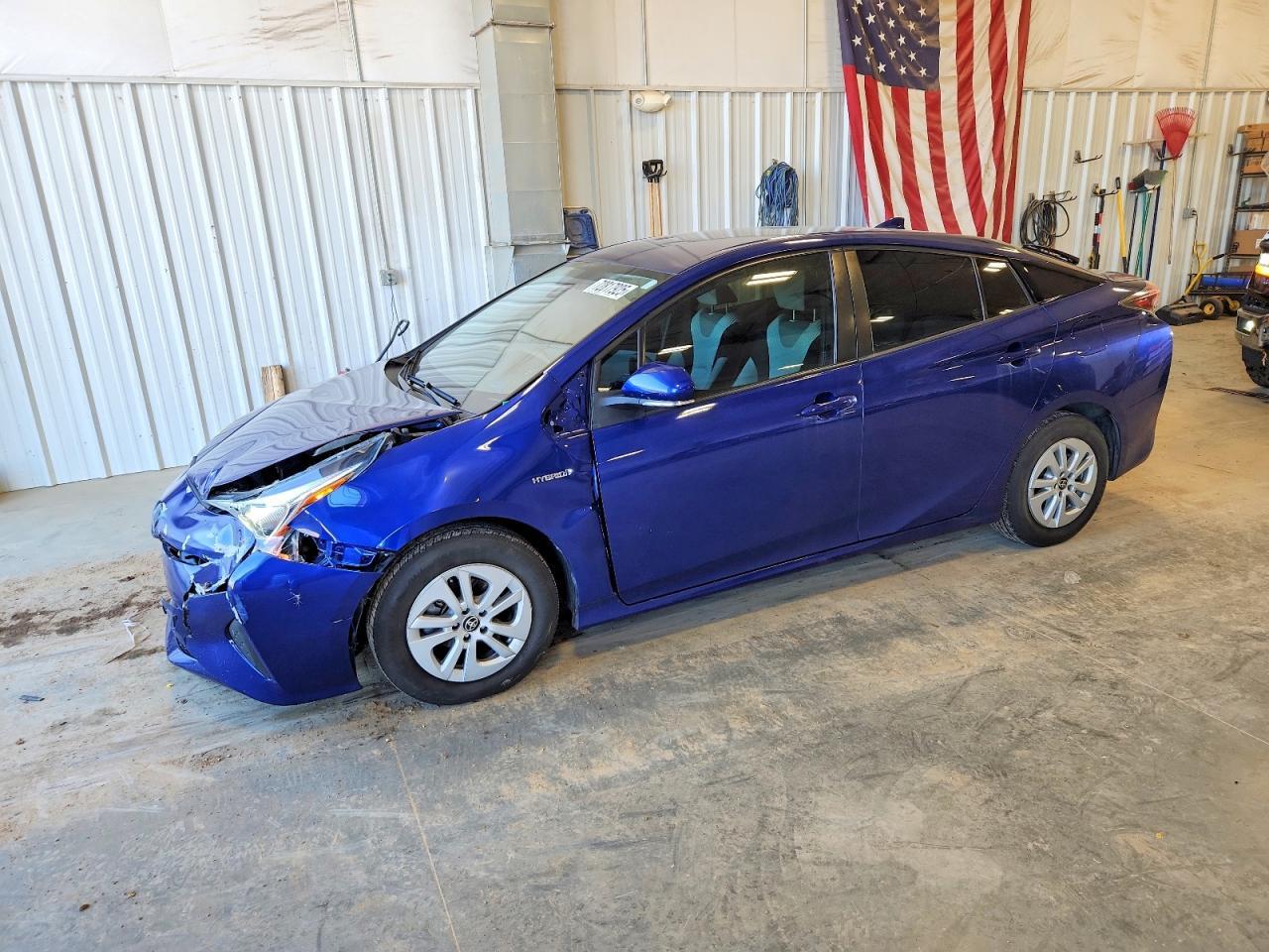 2017 TOYOTA PRIUS