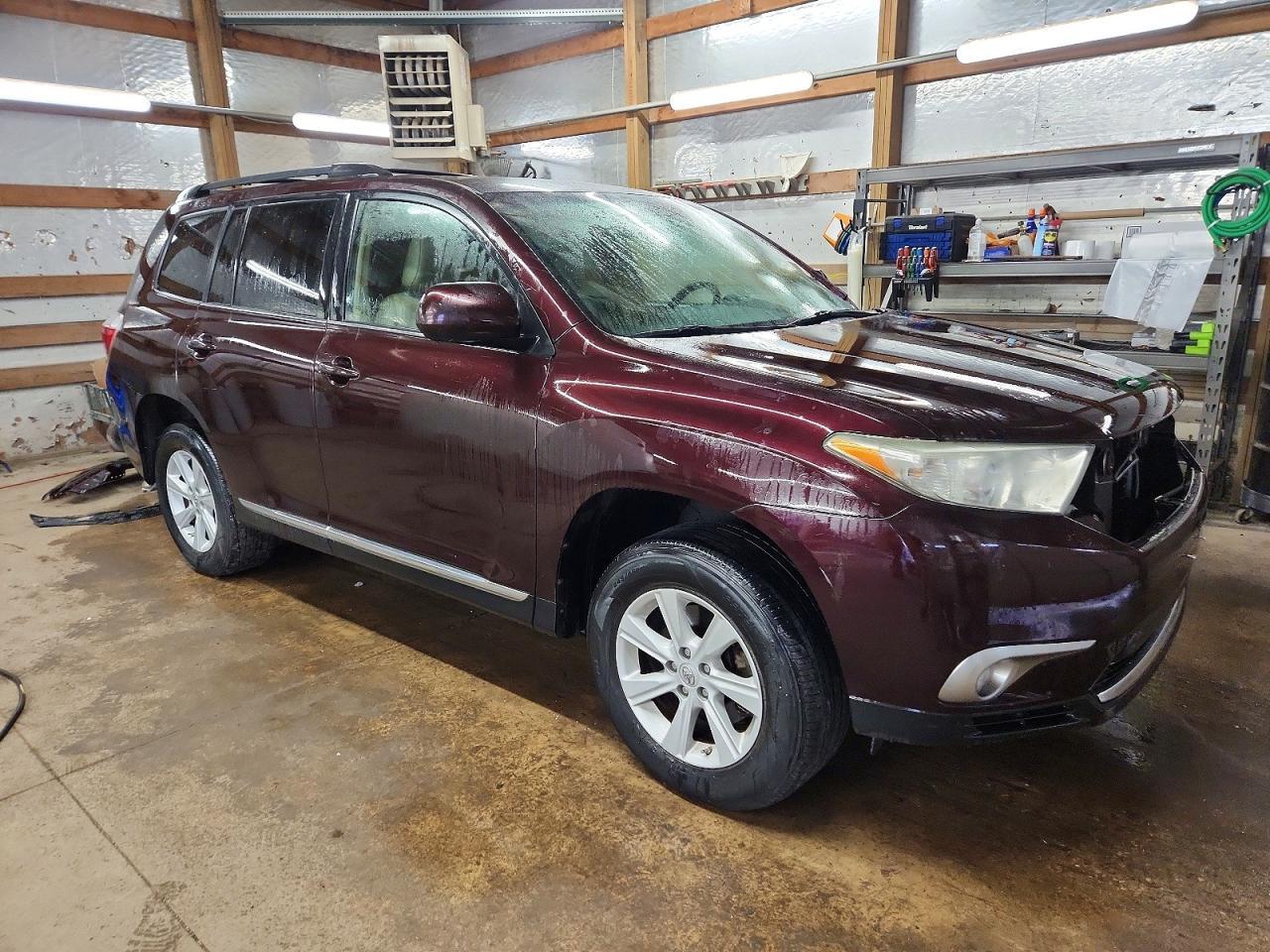 2013 TOYOTA HIGHLANDER