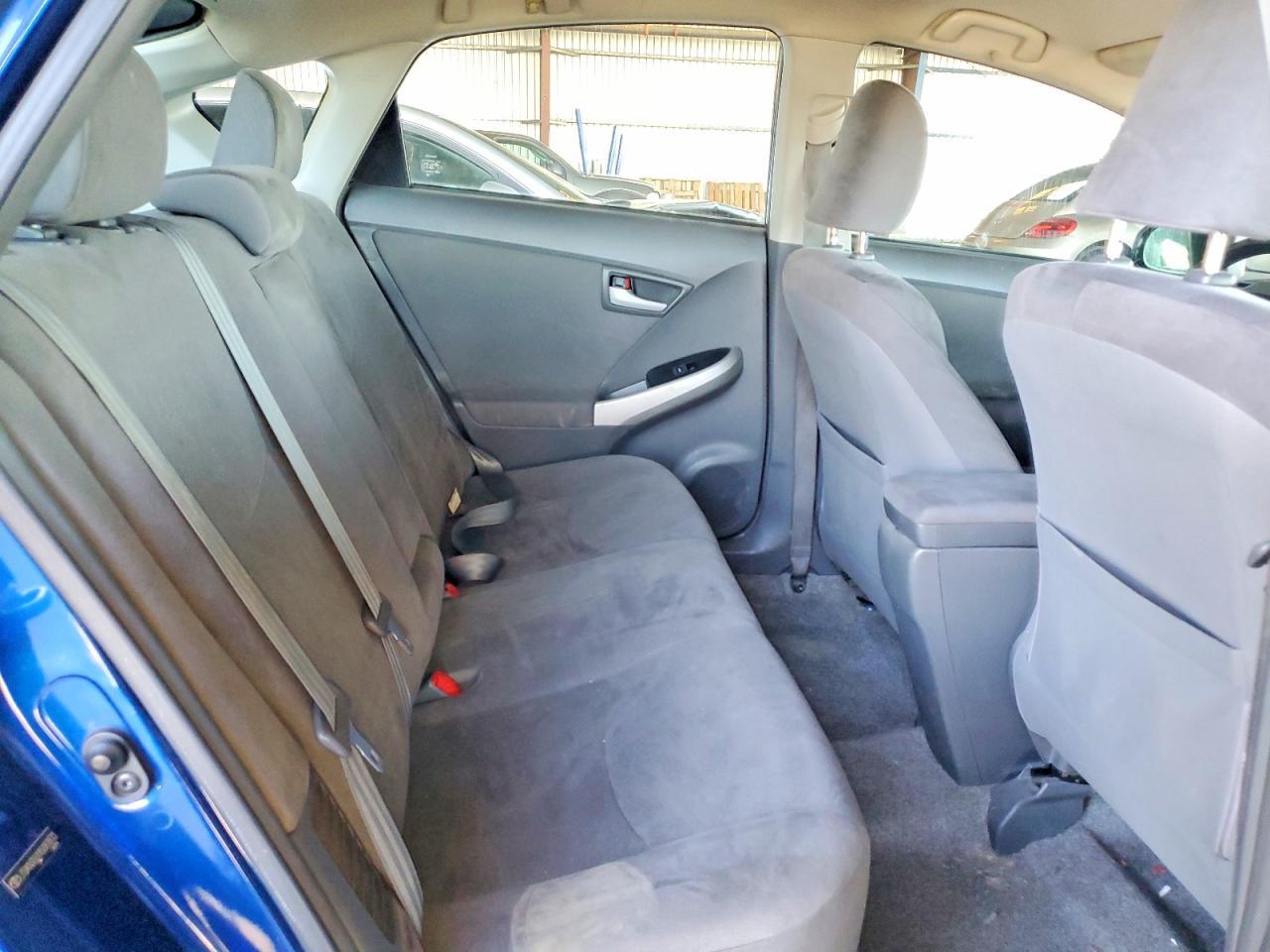 2010 TOYOTA PRIUS