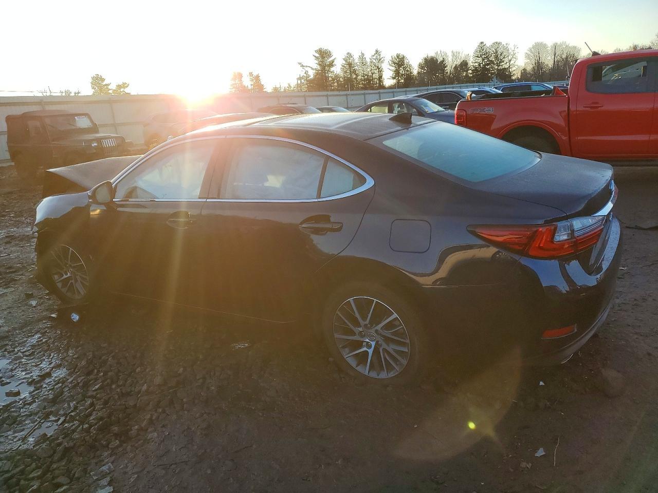 2018 LEXUS ES 350