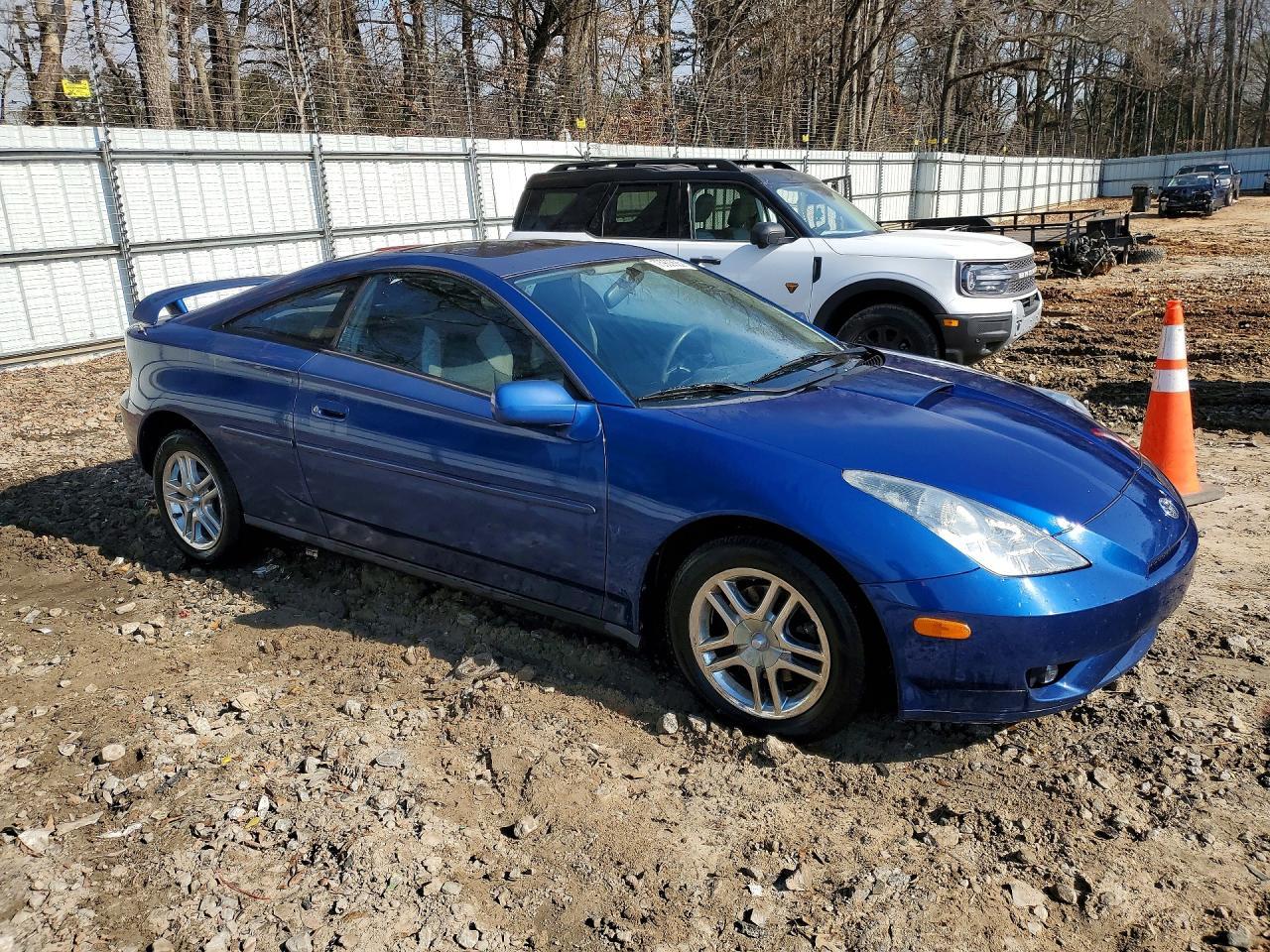 2004 TOYOTA Celica