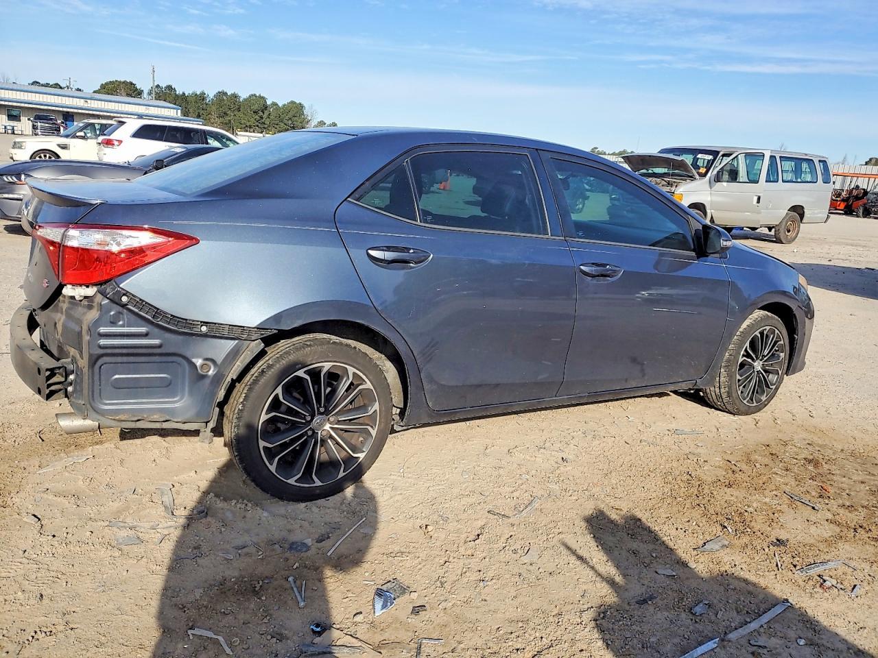 2016 TOYOTA COROLLA