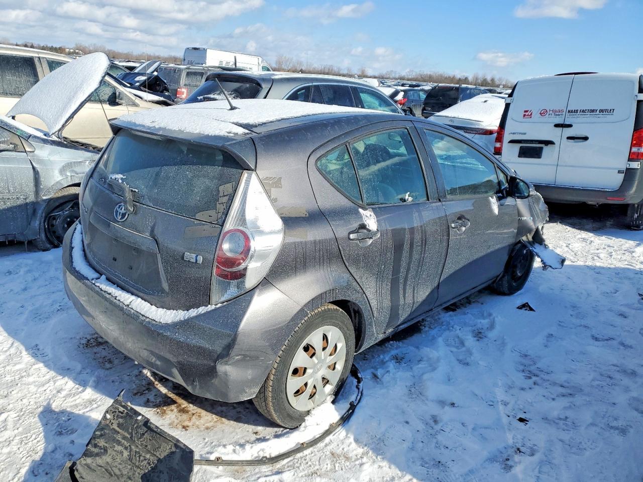 2013 TOYOTA Prius c