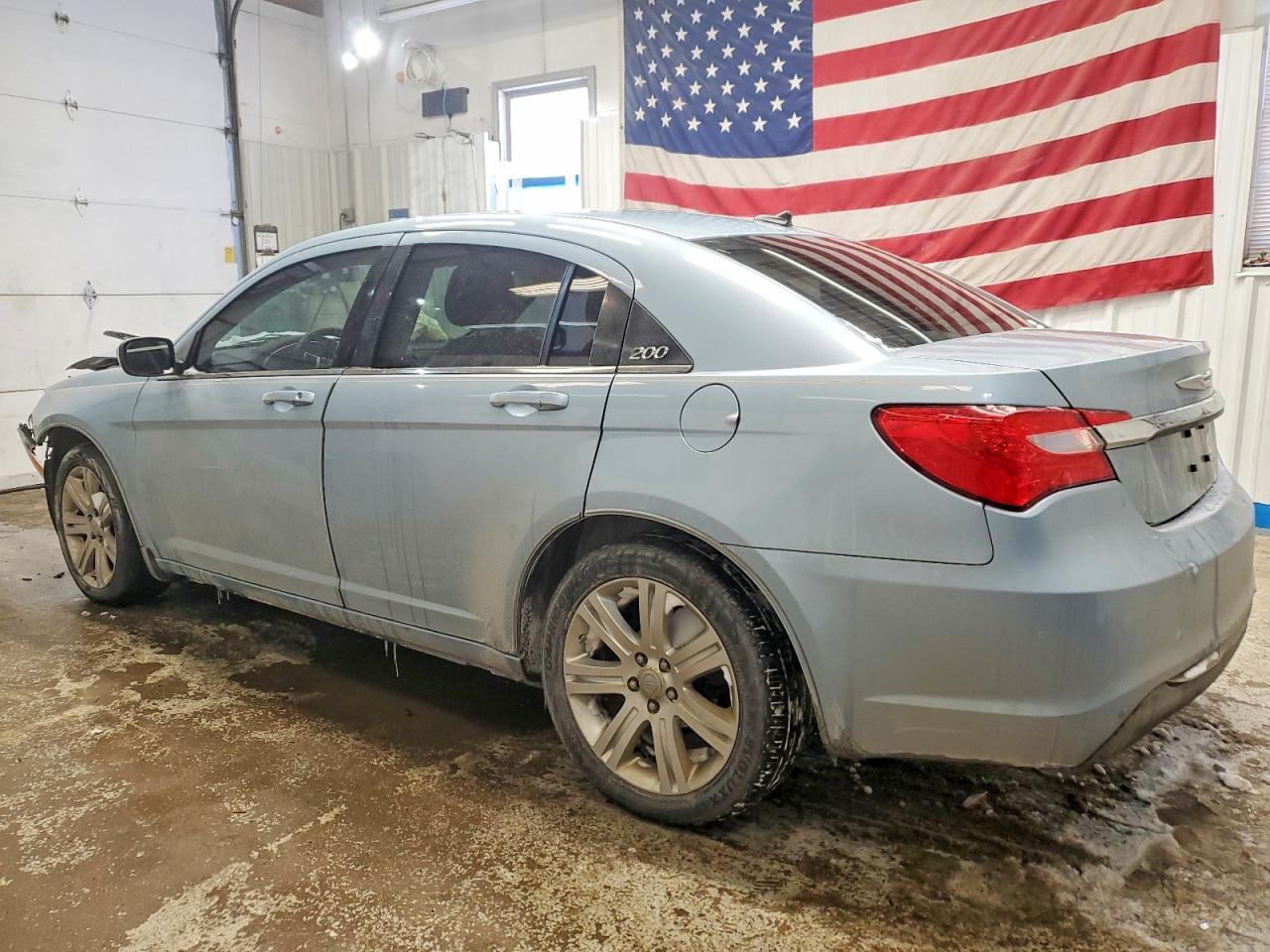 2013 CHRYSLER 200