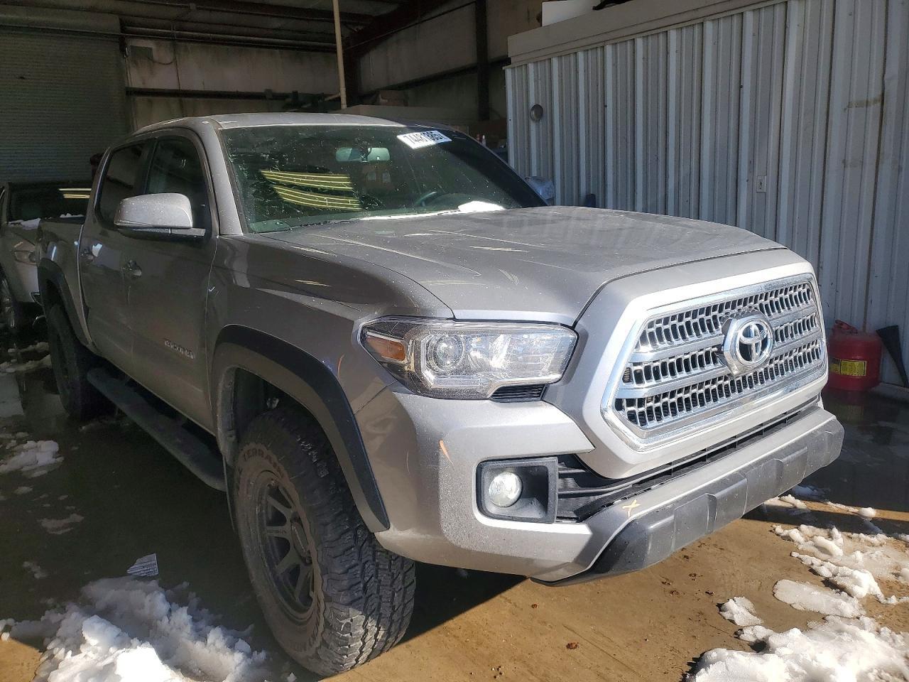 2016 TOYOTA TACOMA