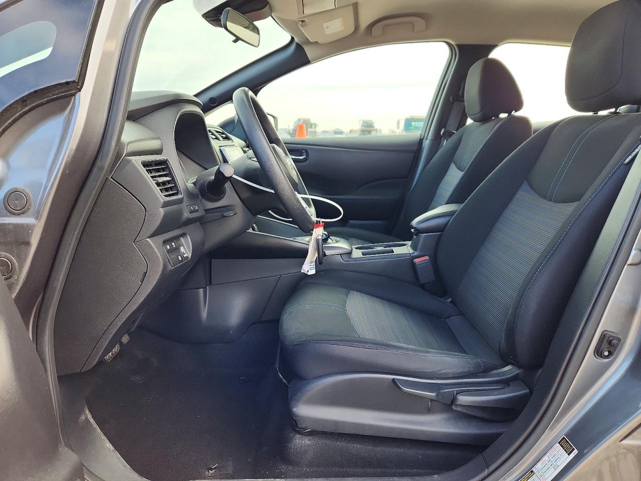 2020 NISSAN LEAF