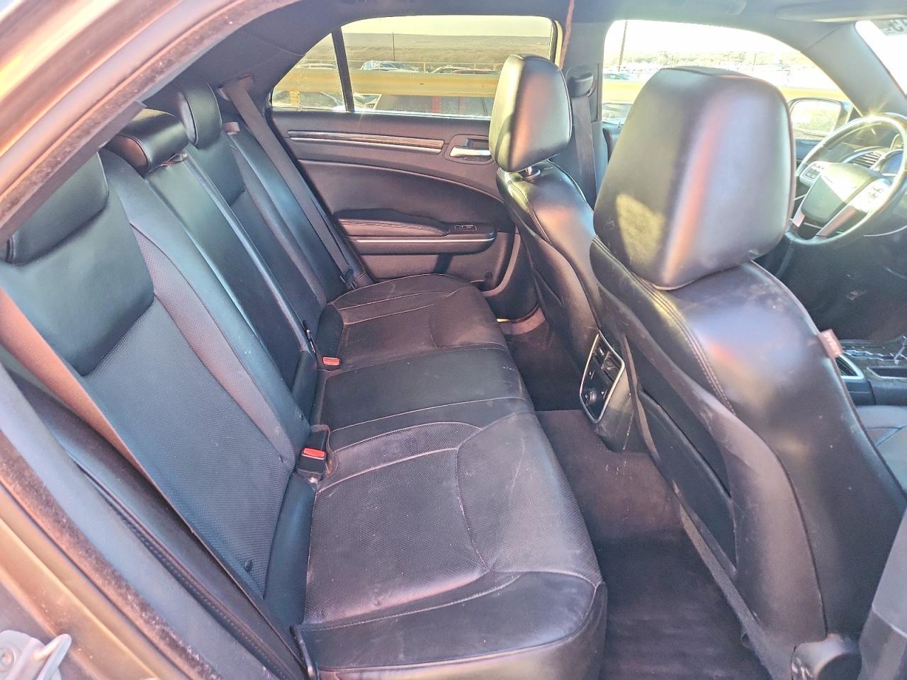 2012 CHRYSLER 300