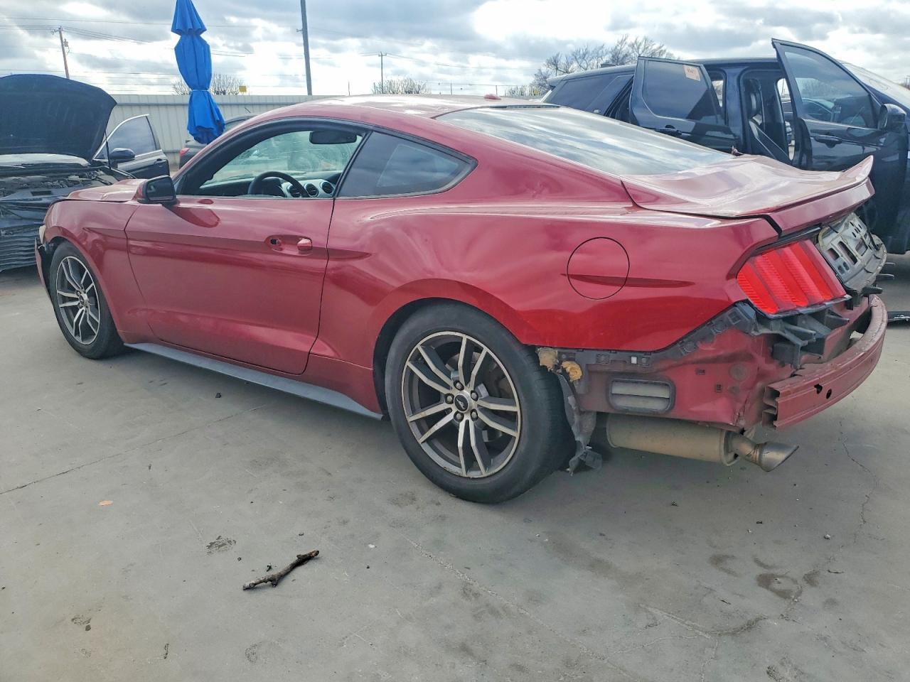 2016 FORD MUSTANG