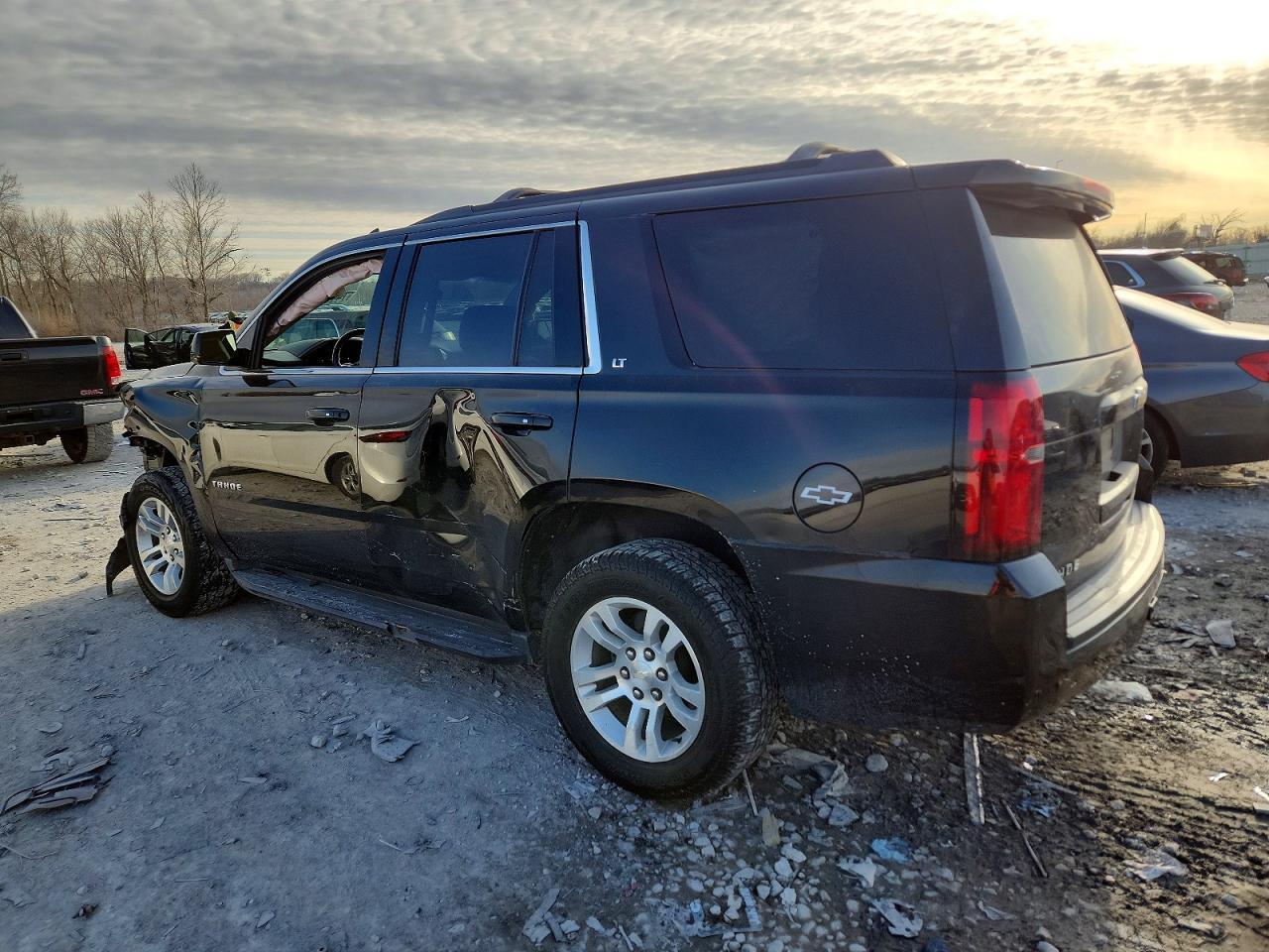 2017 CHEVROLET Tahoe