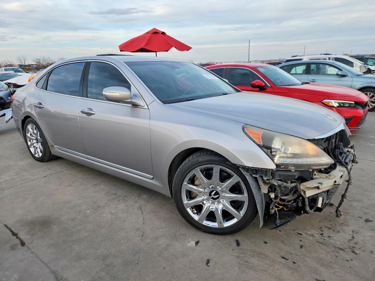 2013 HYUNDAI Equus