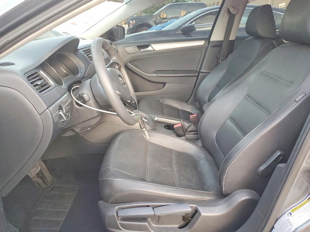 2018 VOLKSWAGEN JETTA