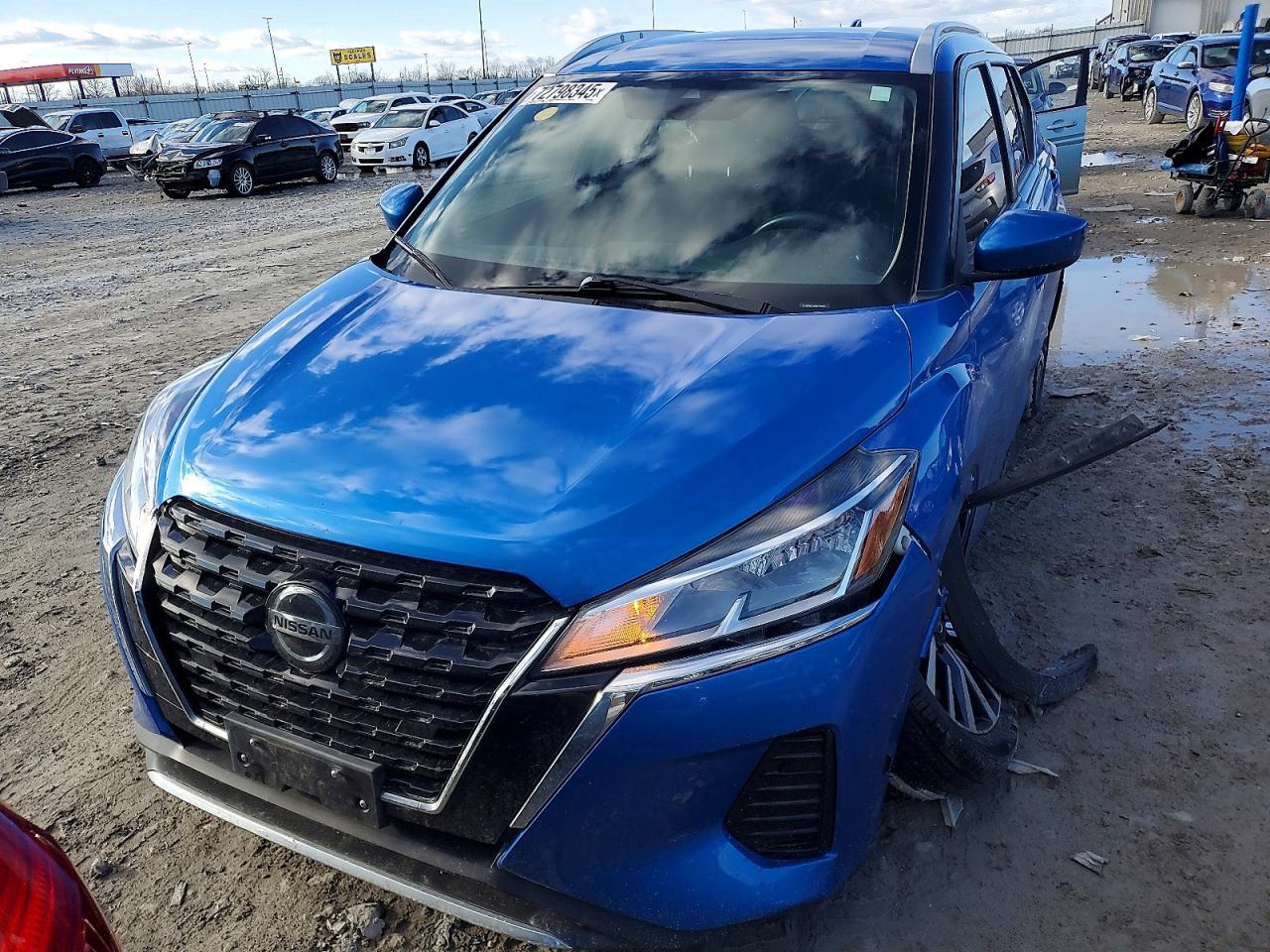 2021 NISSAN KICKS