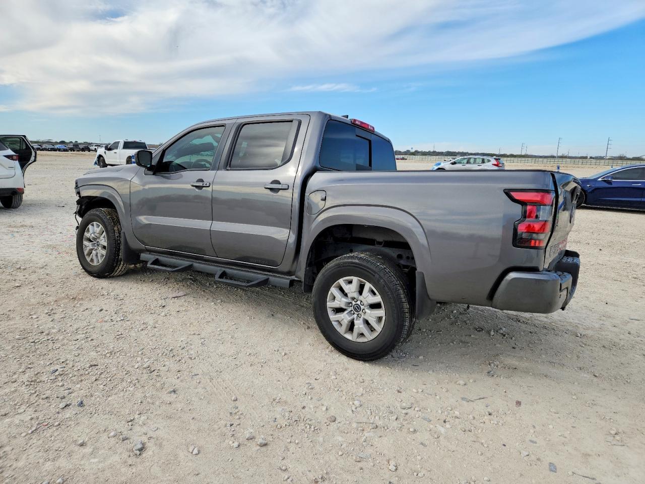 2023 NISSAN Frontier