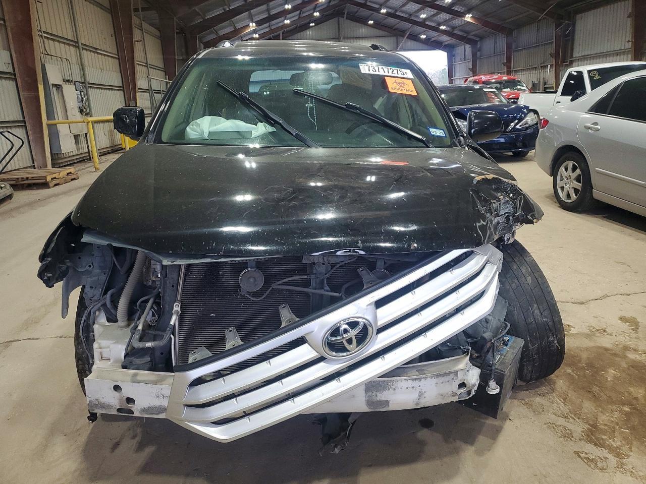 2013 TOYOTA HIGHLANDER