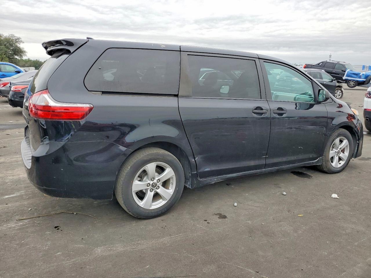 2020 TOYOTA SIENNA