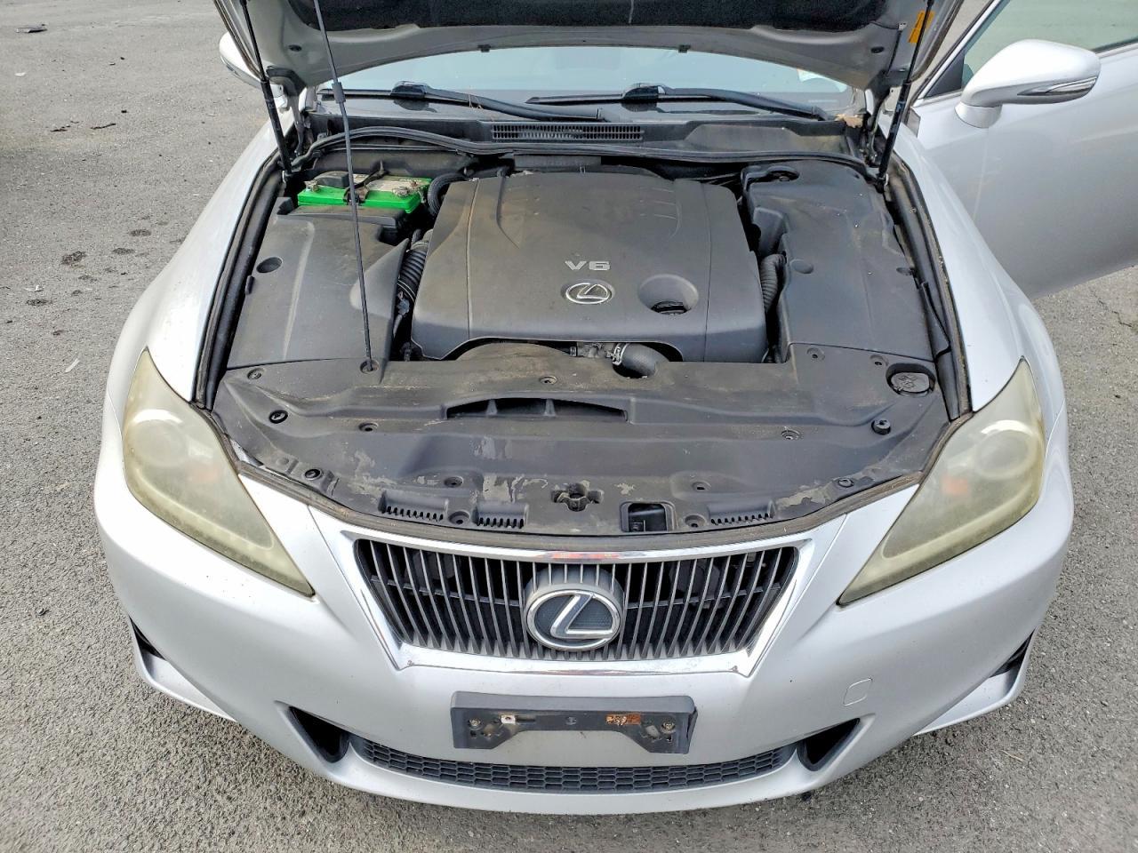 2011 LEXUS IS 250